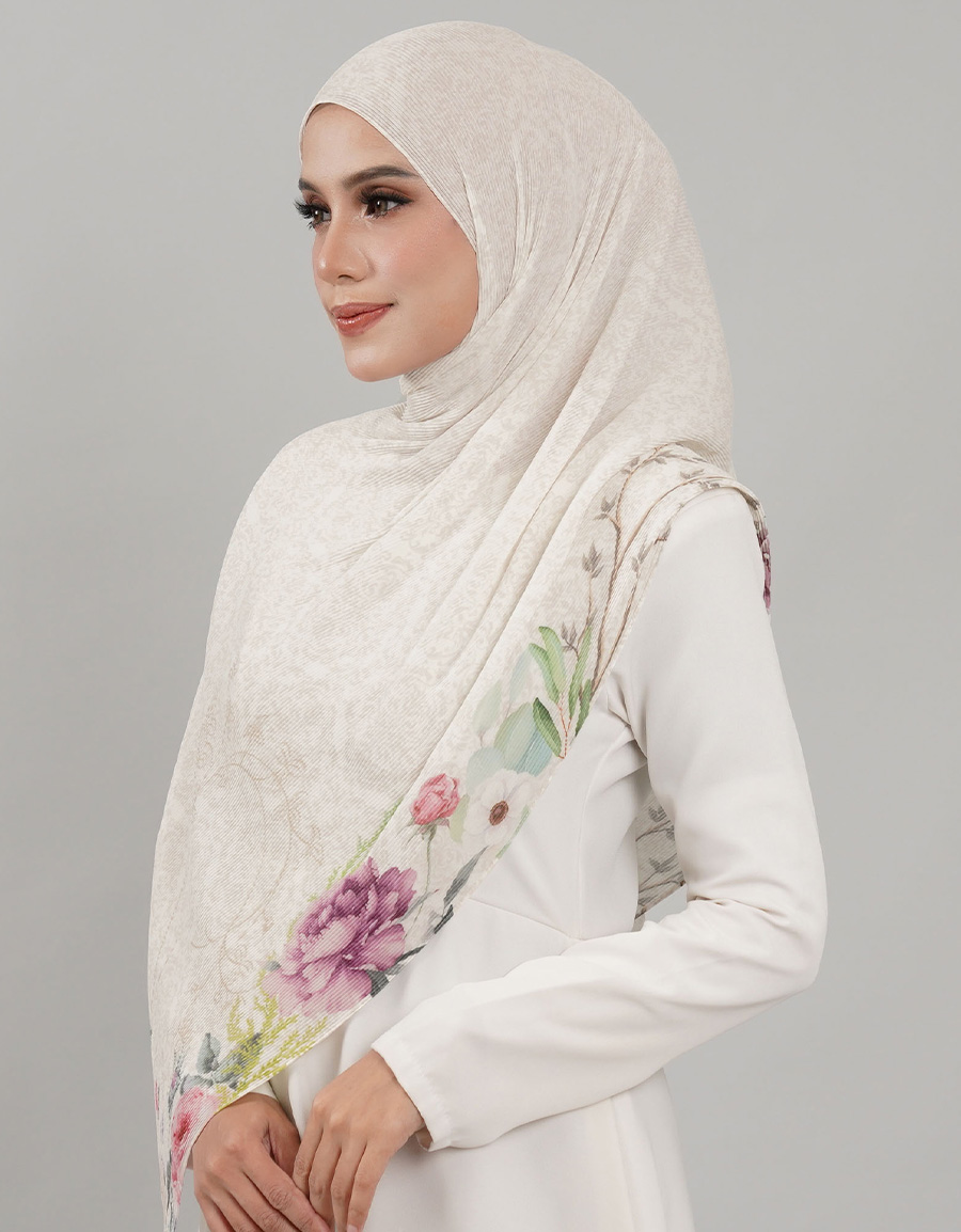 Saloma Pleated Shawl - 01 Akio