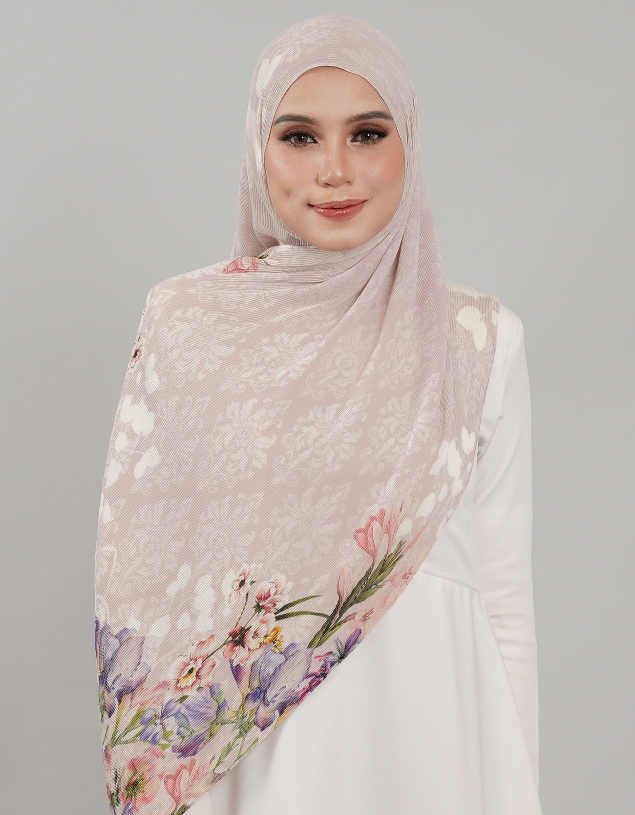 Saloma Pleated Shawl - 02 Benjiro