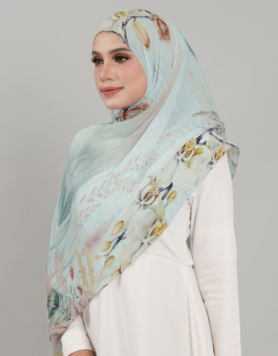 Saloma Pleated Shawl - 05 Emiko