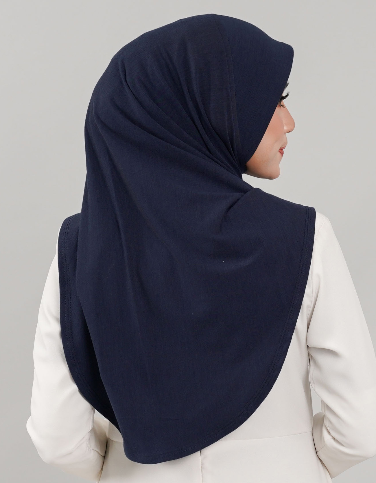 Express Hijab Damia Plain - 06 Navy Blue
