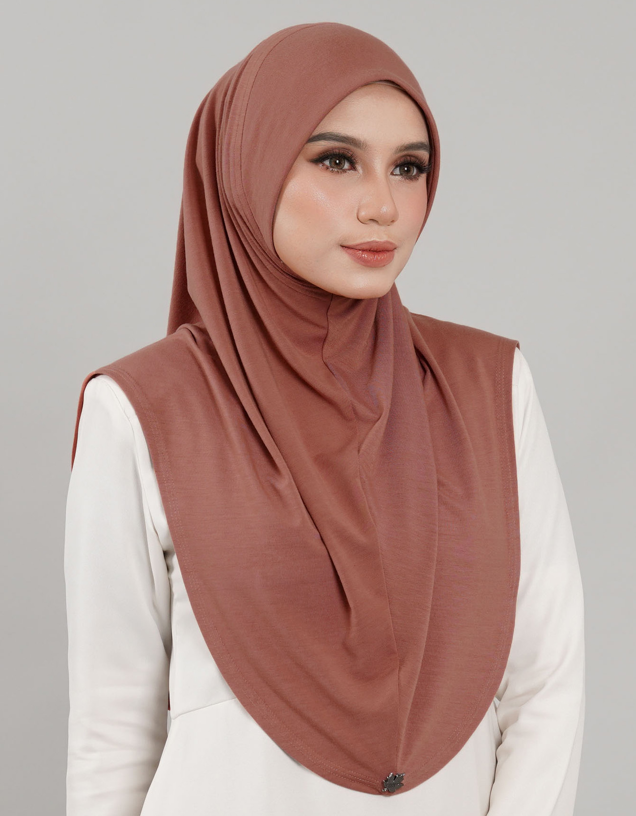 Express Hijab Damia Plain - 10 Creamy Peach