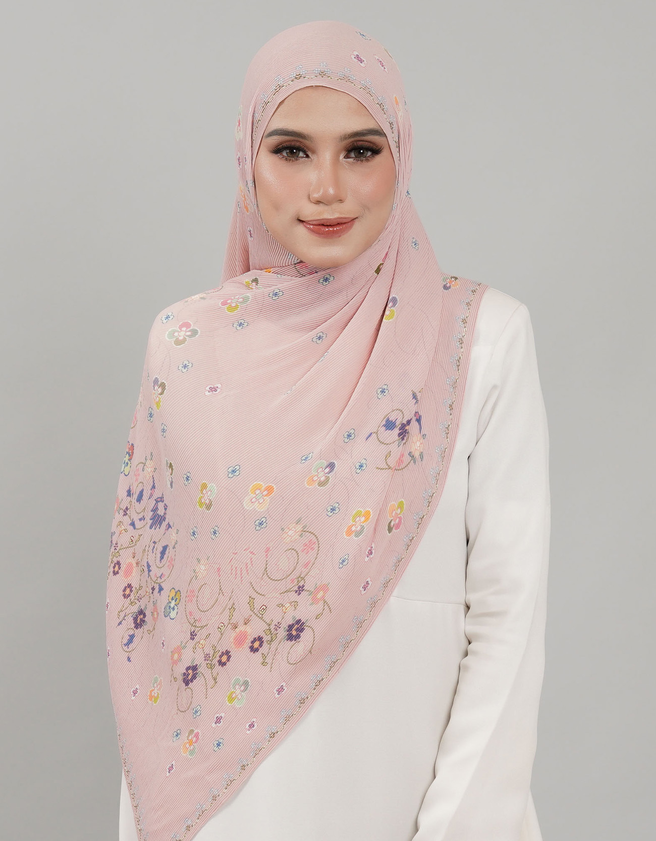 Saloma Pleated Shawl - 10 Joji