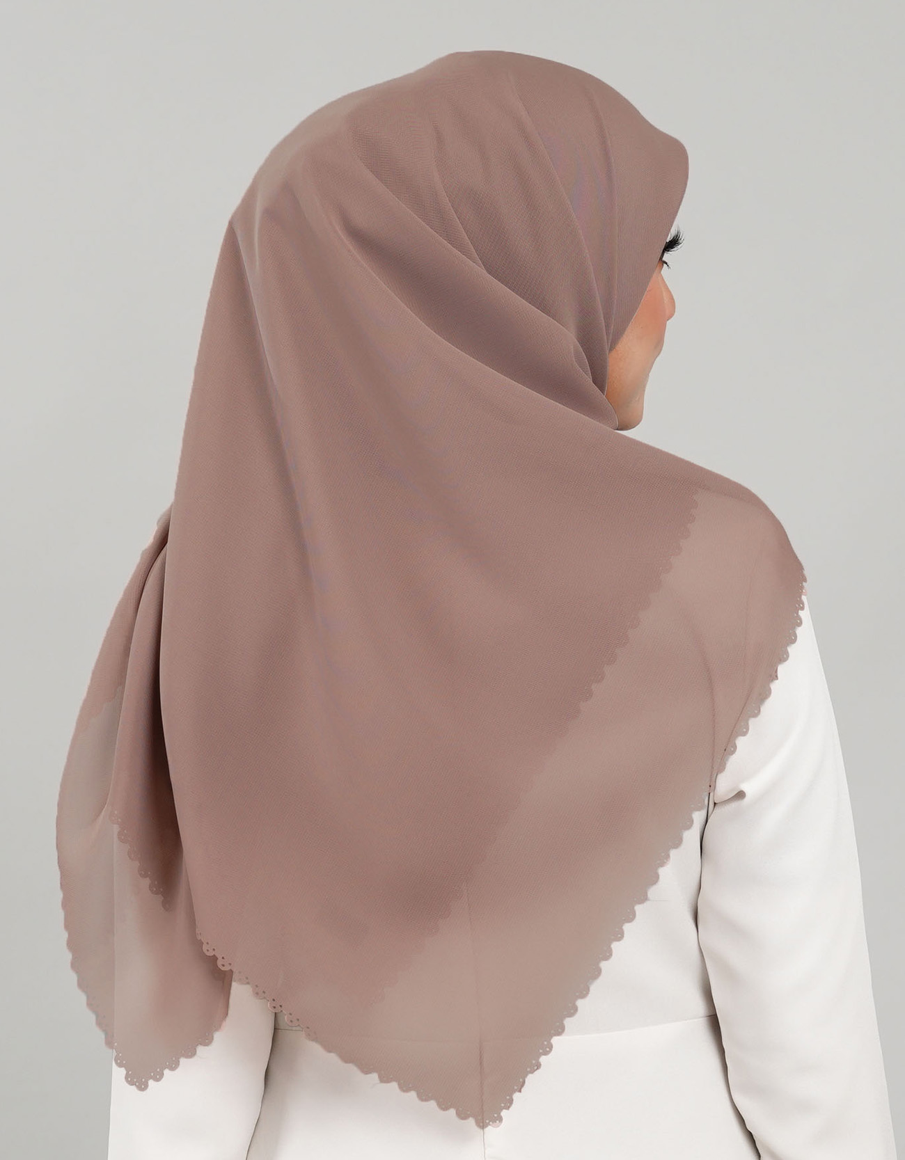 Feena Bawal Plain - 12 Milo