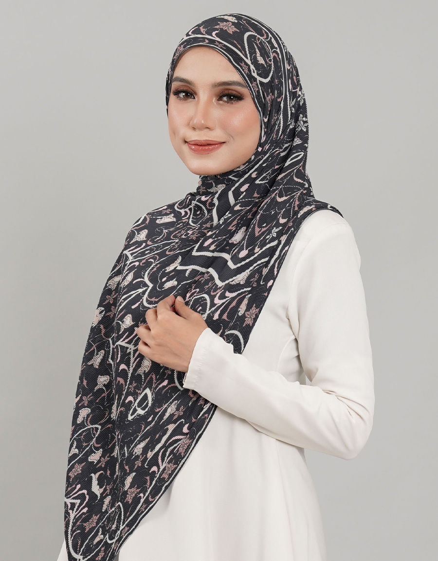 Saloma Pleated Shawl - 13 Nishi