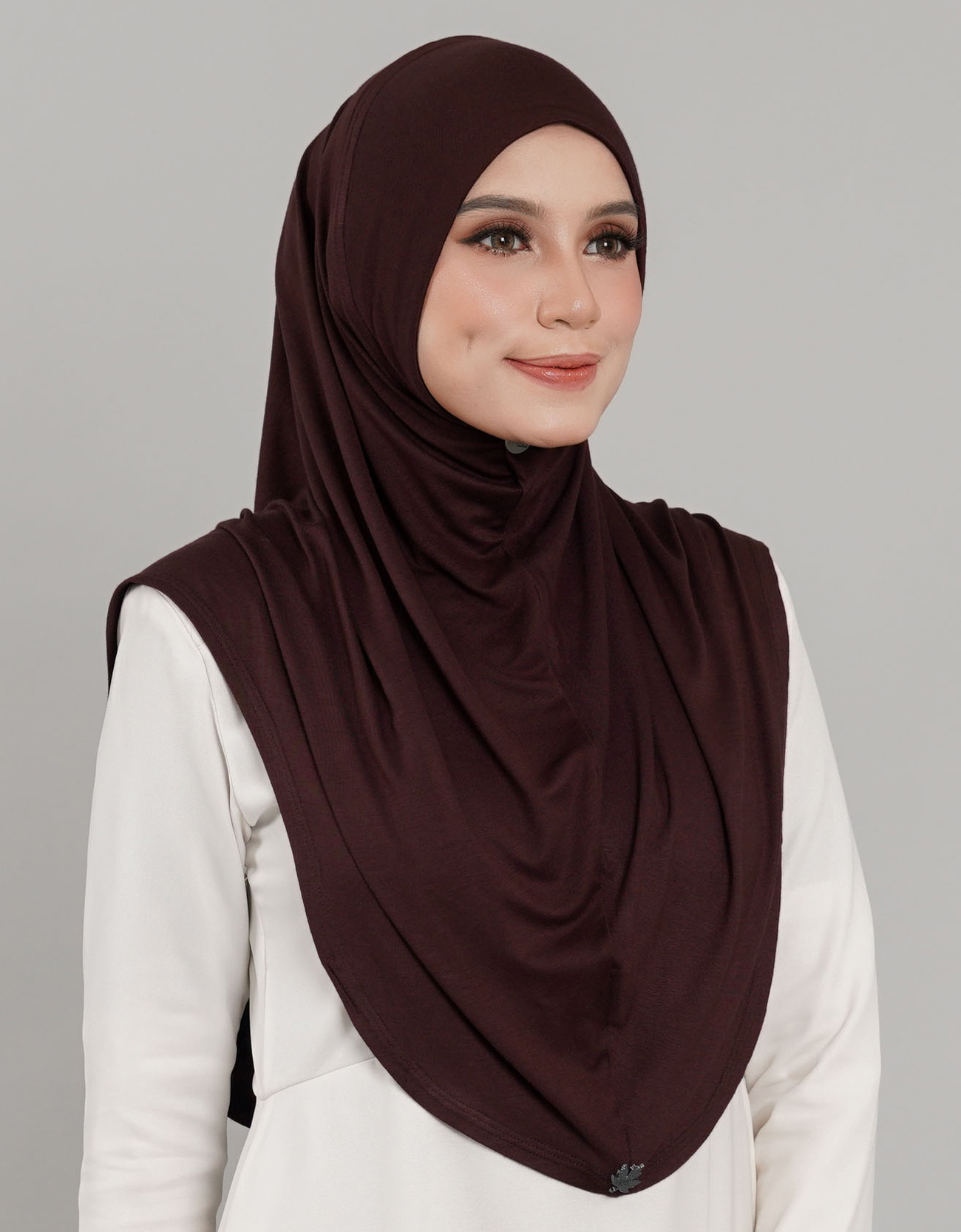 Express Hijab Damia Plain - 18 American Bronze