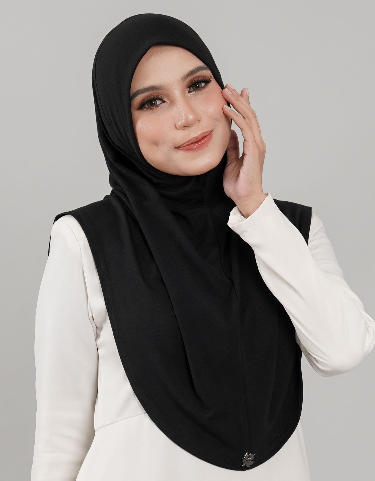 Express Hijab Damia Plain - 19 Black&w=300&zc=1