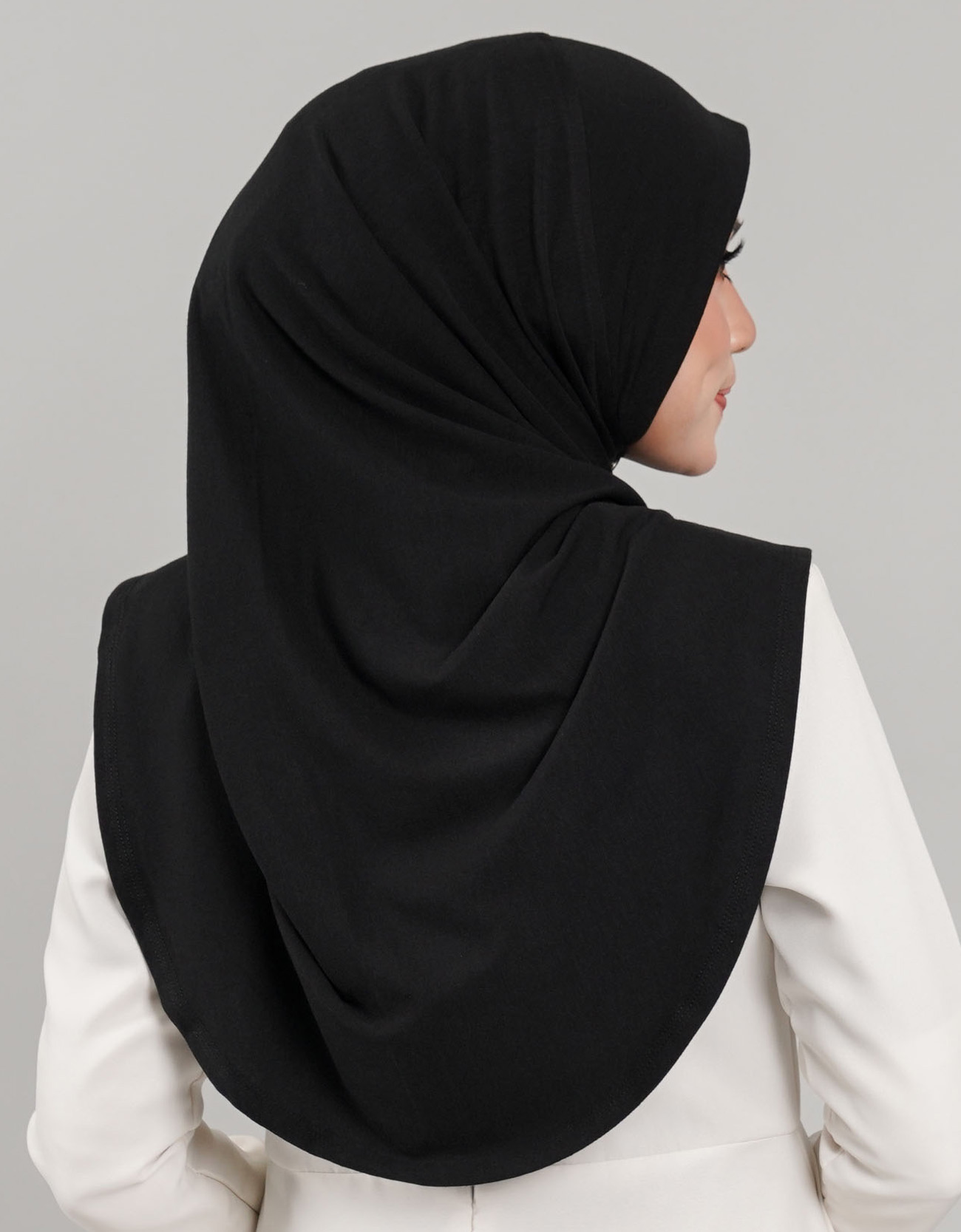 Express Hijab Damia Plain - 19 Black