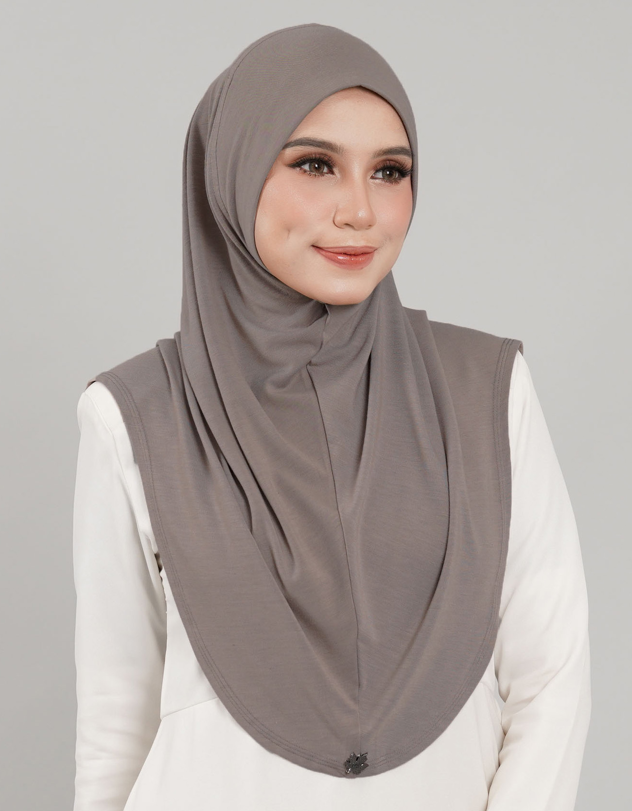 Express Hijab Damia Plain - 20 Smoke