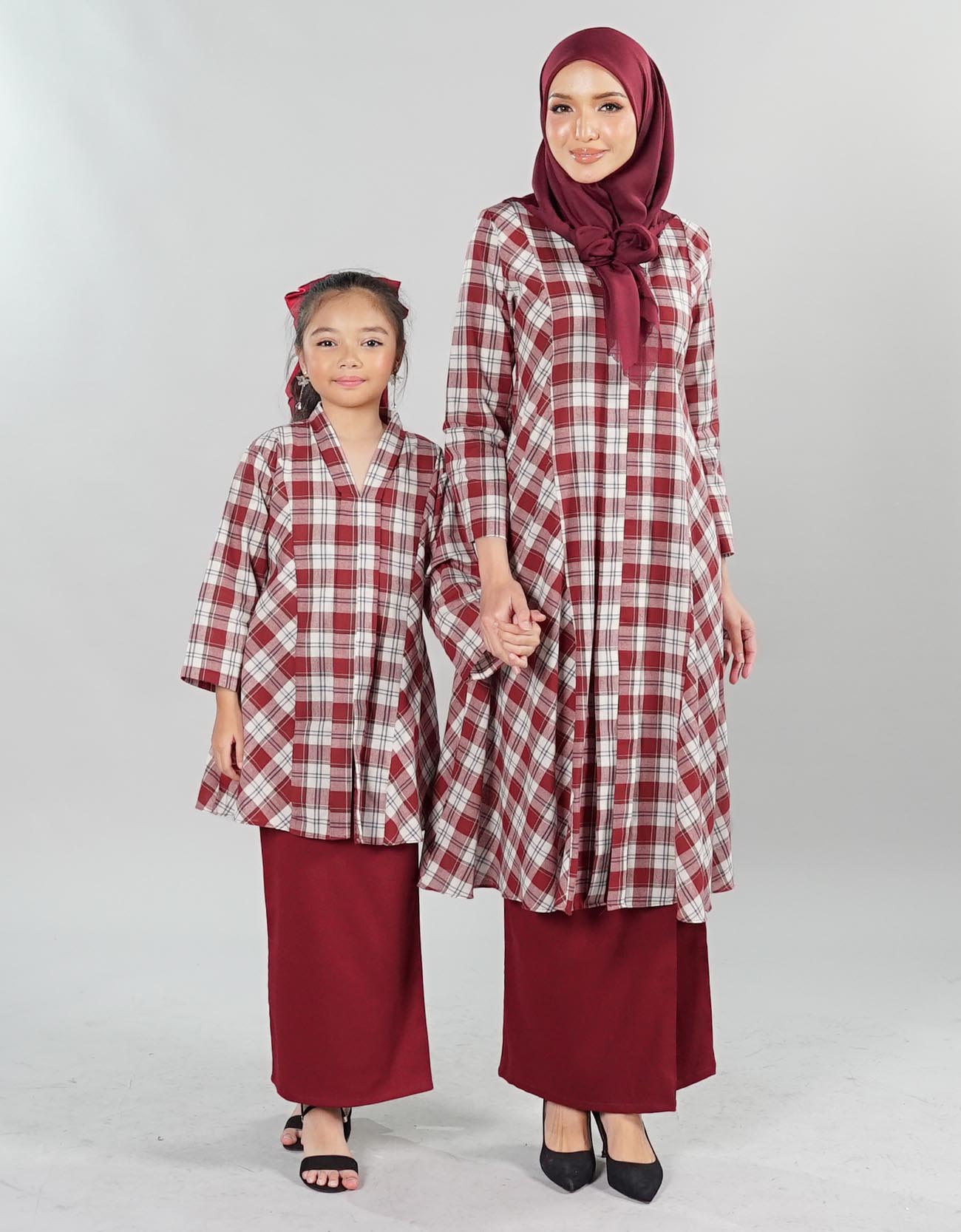 Lela Kebarung - 01 Maroon