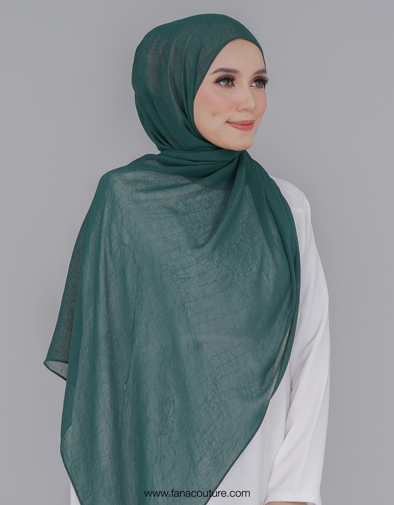 Aster Shawl Plain - 08 Deep Green