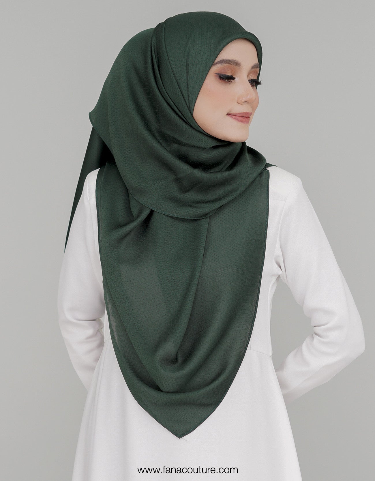 Naura Bawal Plain - 09 Phthalo Green