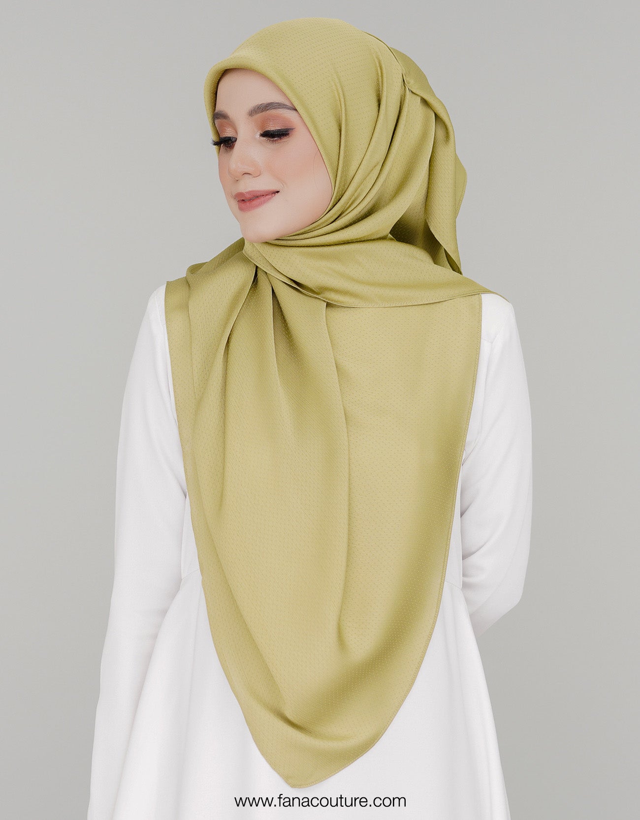 Naura Bawal Plain - 10 Lime Green