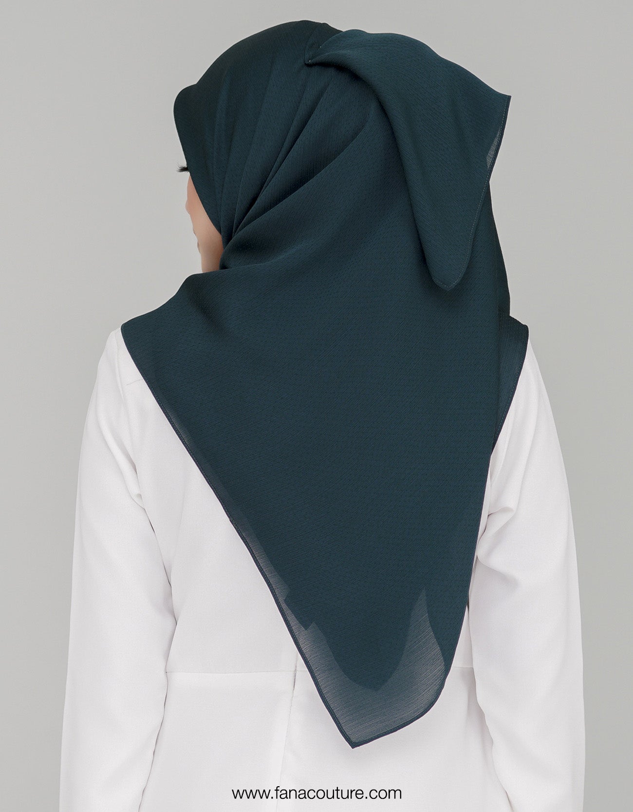 Naura Bawal Plain - 11 Bottle Green