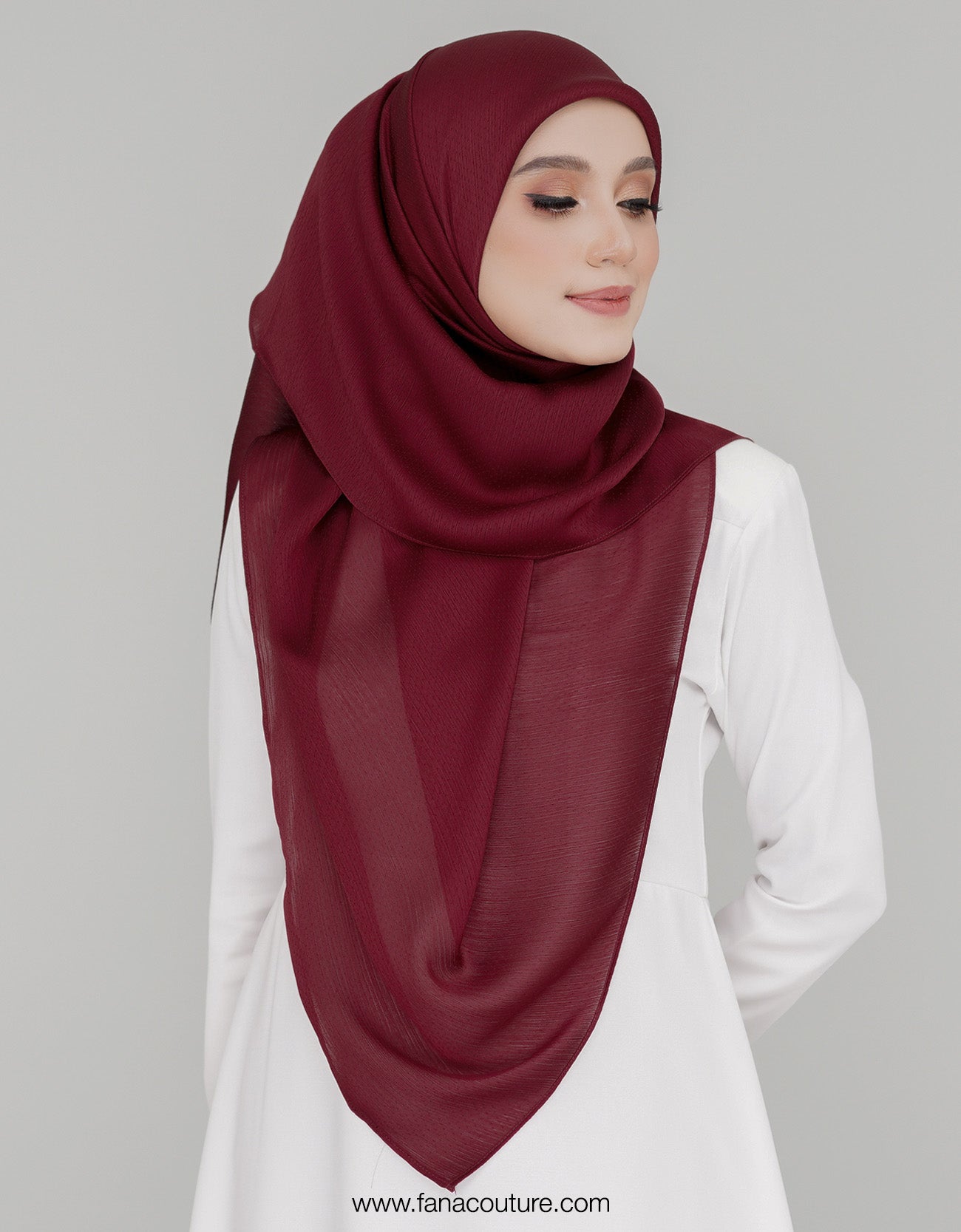 Naura Bawal Plain - 17 Wine Red