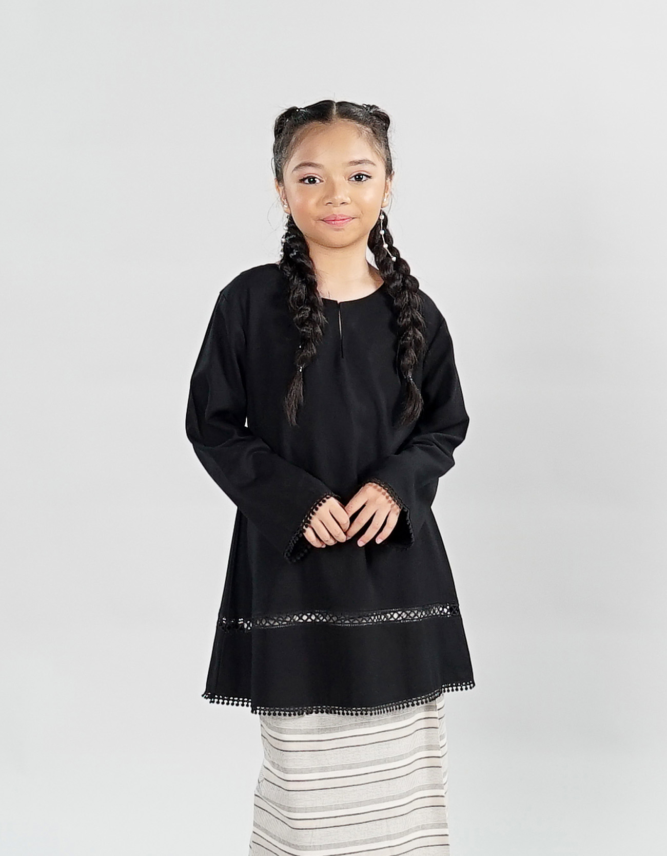 Aurora Kurung Riau - 04 Black