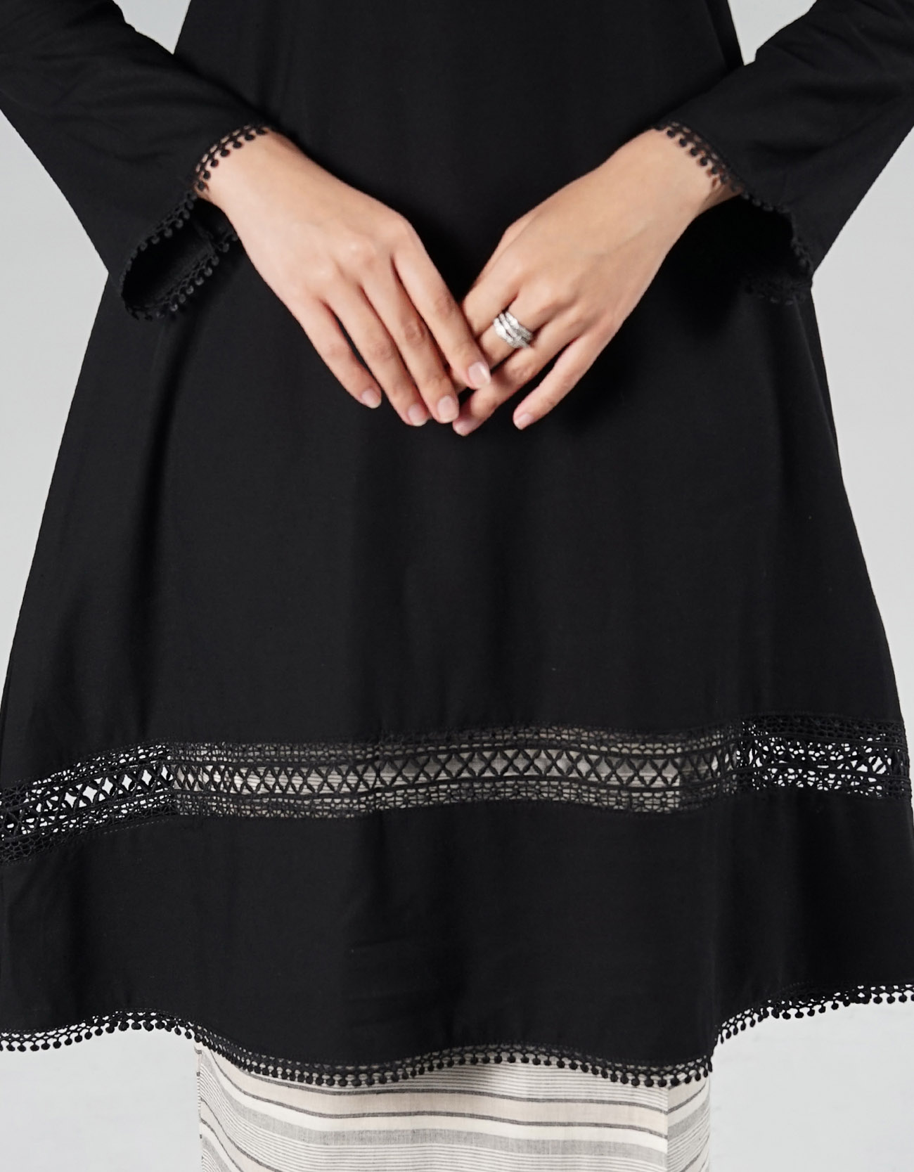 Aurora Kurung Riau - 04 Black