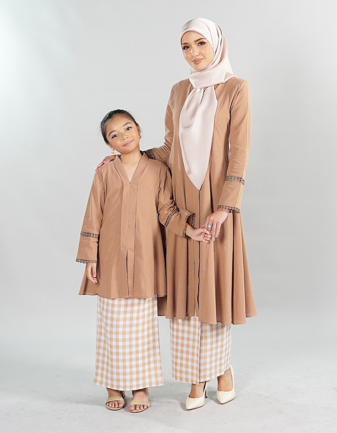 Mustika Kebarung - 03 Brown