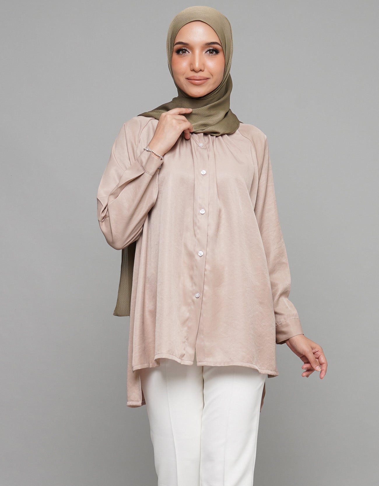 Maliqa Blouse High Quality Satin