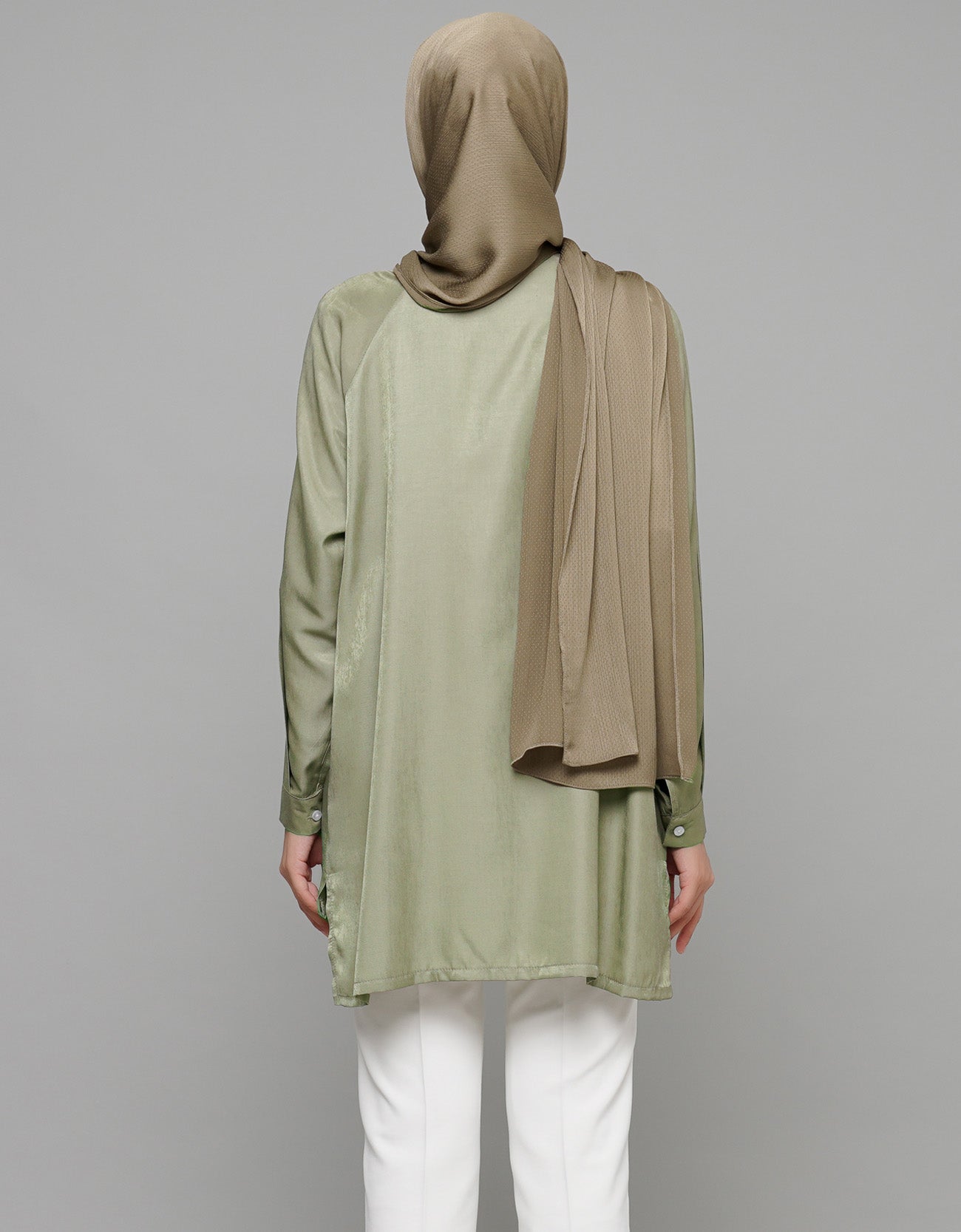 Maliqa Blouse High Quality Satin