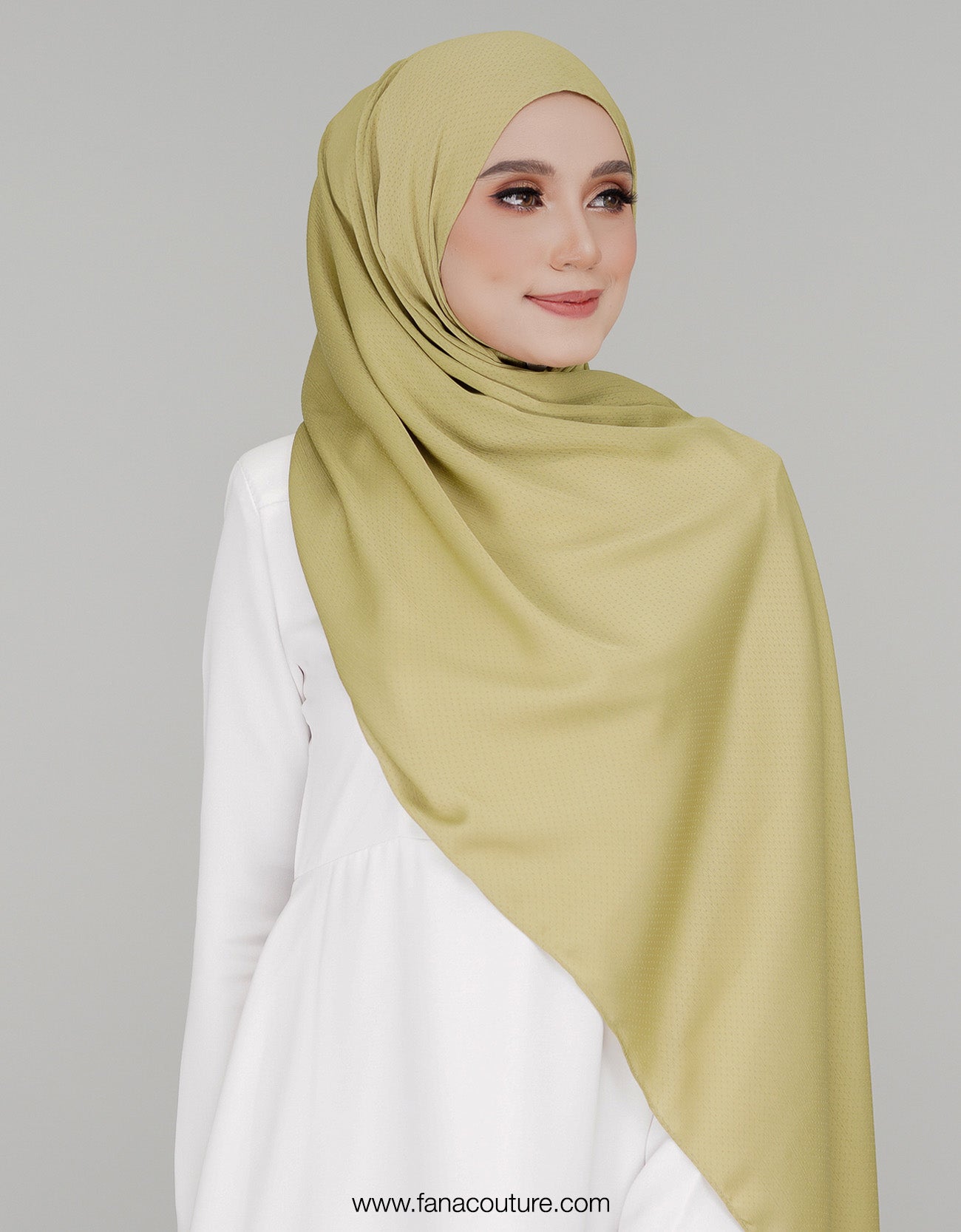 Naura Shawl Plain - 10 Lime Green