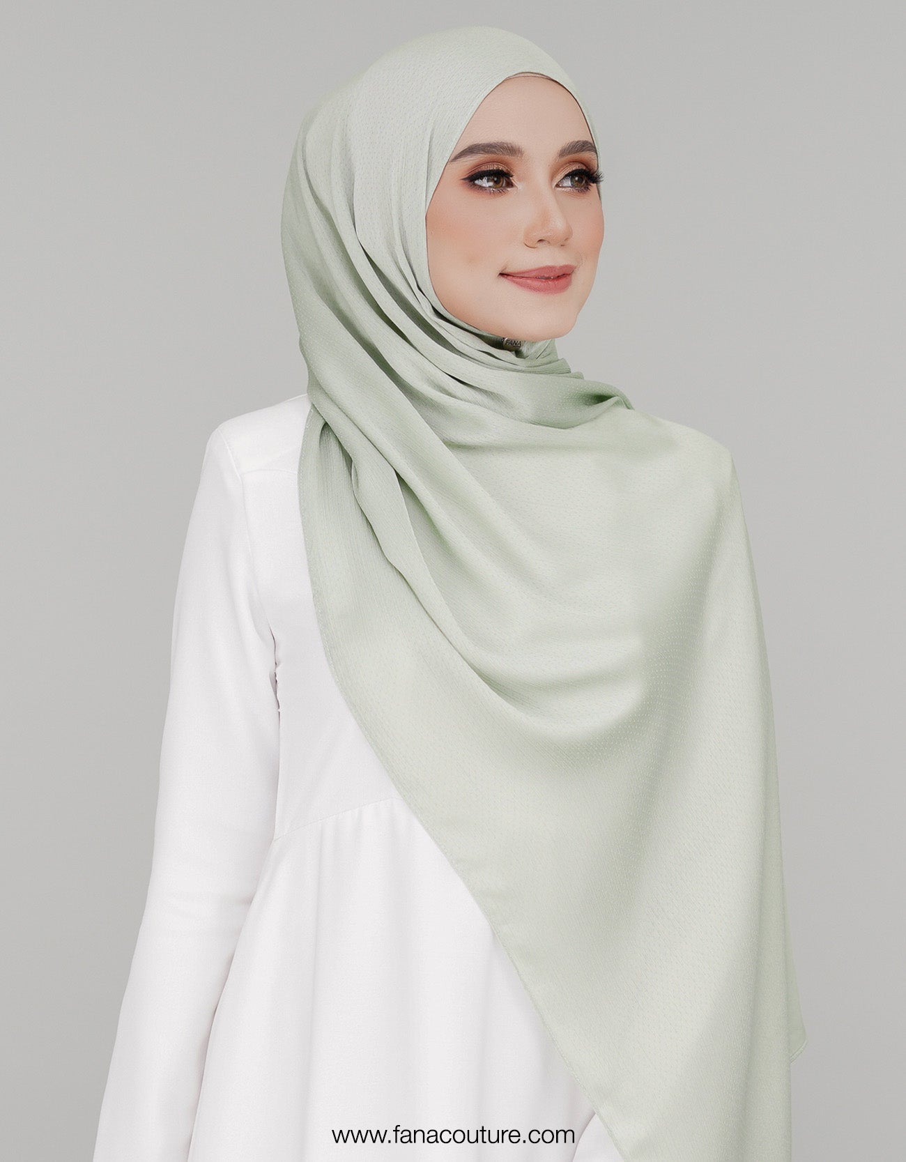 Naura Shawl Plain - 12 Laurel