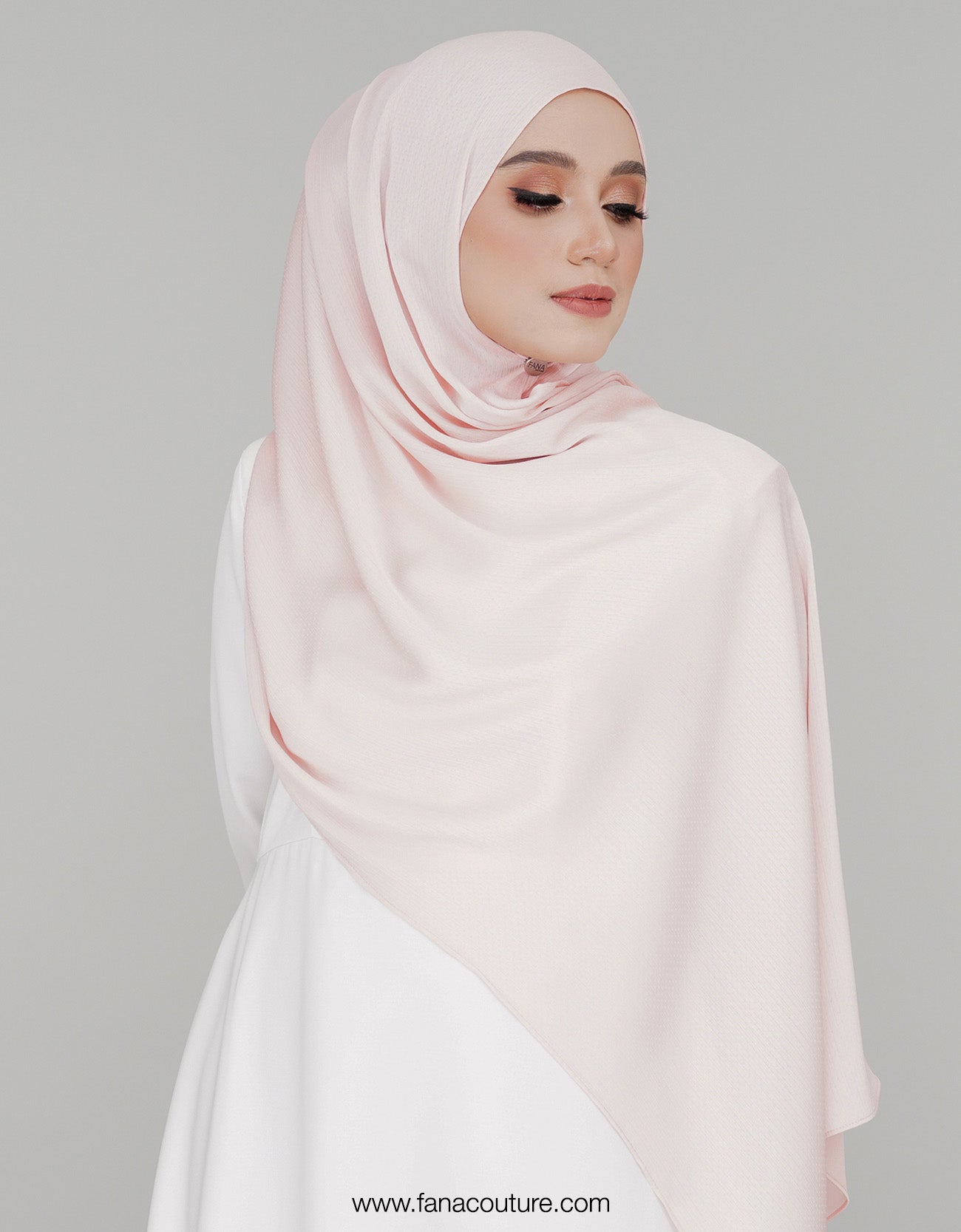 Naura Shawl Plain - 14 Apricot