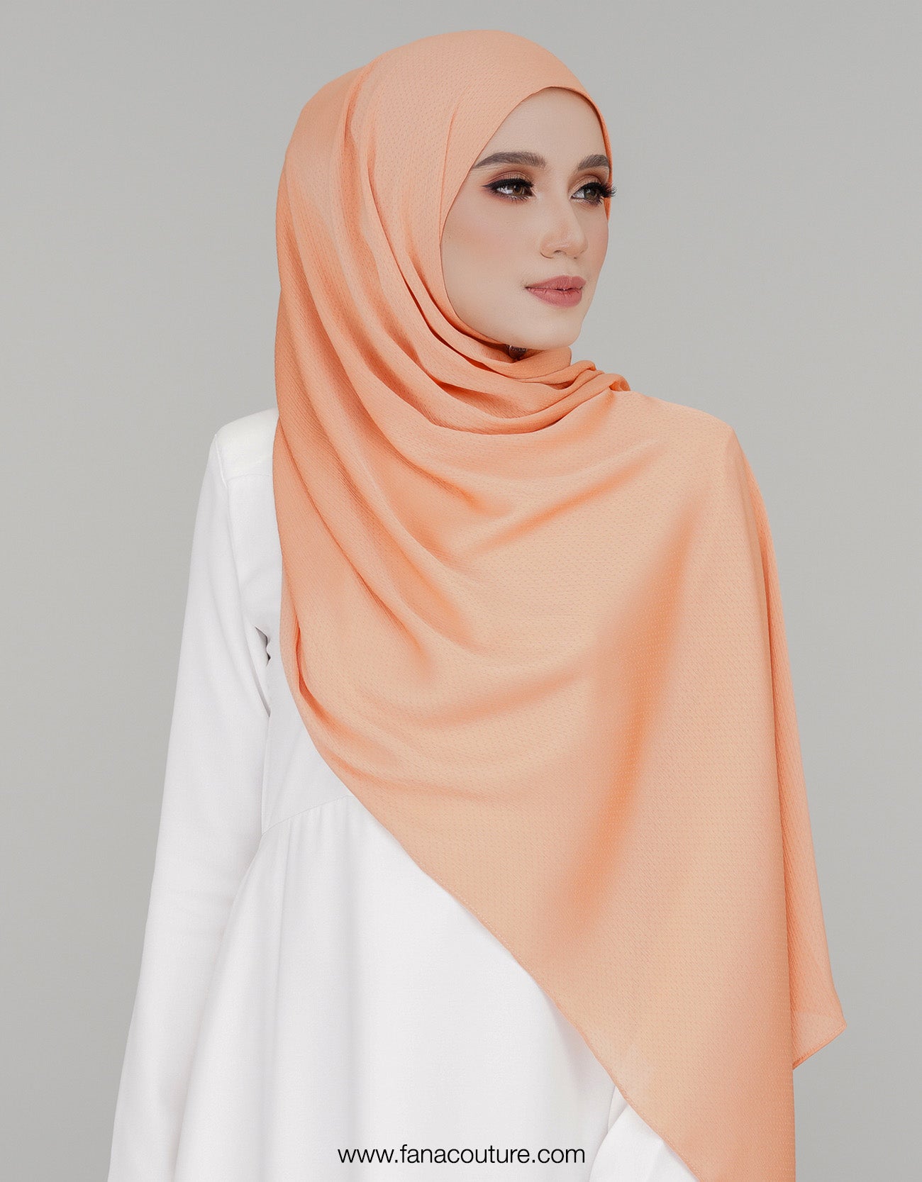 Naura Shawl Plain - 18 Cantaloupe