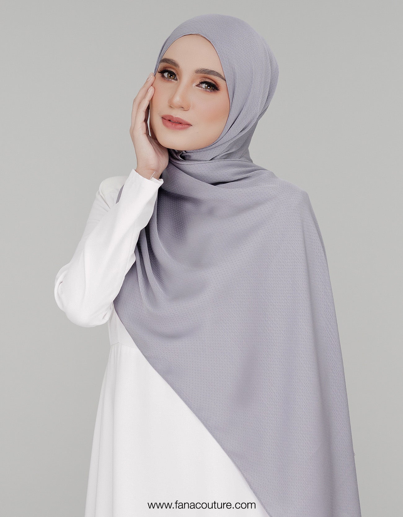 Naura Shawl Plain - 21 Coin