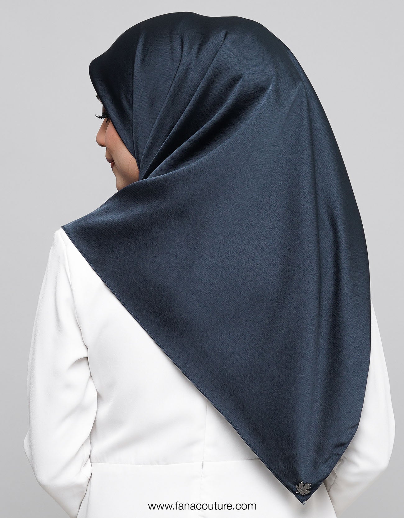 Yuki Bawal Satin - 05 Space Blue