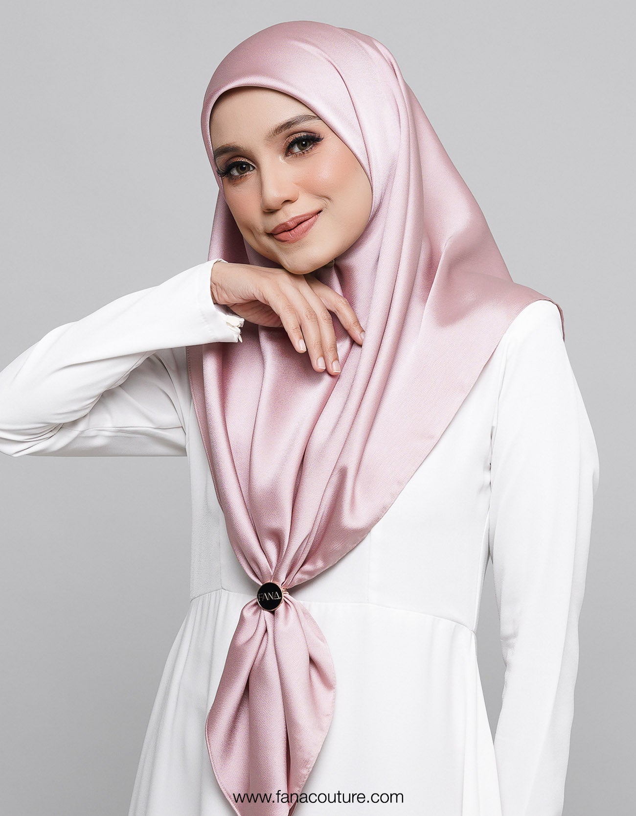 Yuki Bawal Satin - 08 Quartz