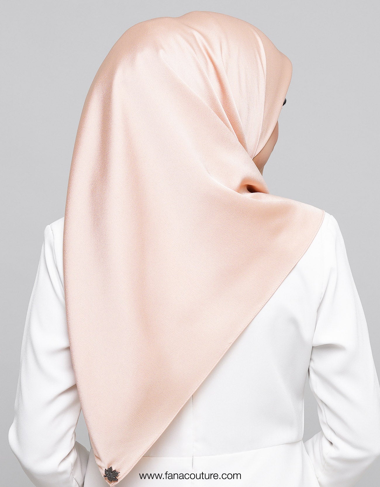 Yuki Bawal Satin - 09 Cantaloupe