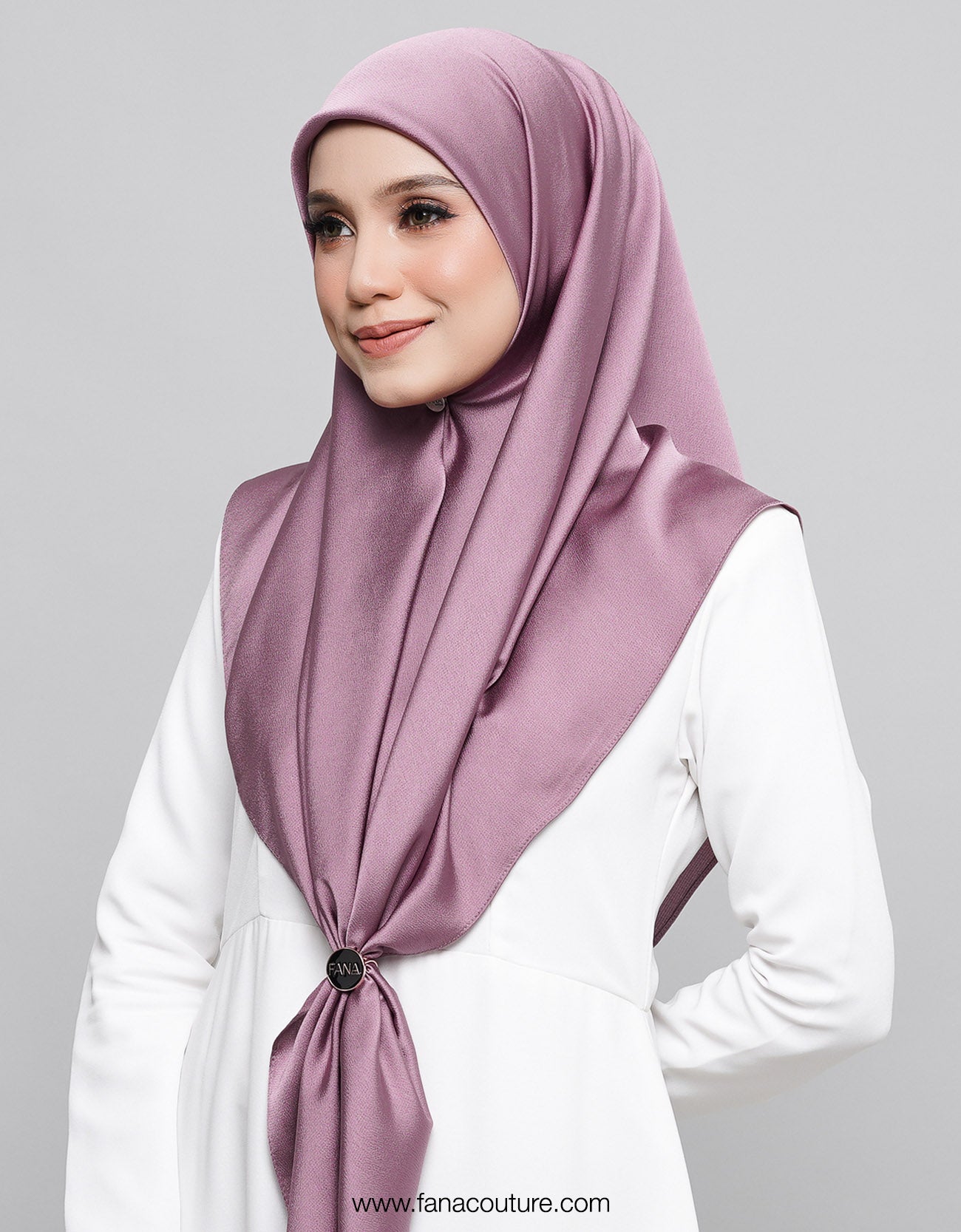 Yuki Bawal Satin - 10 Plum Purple