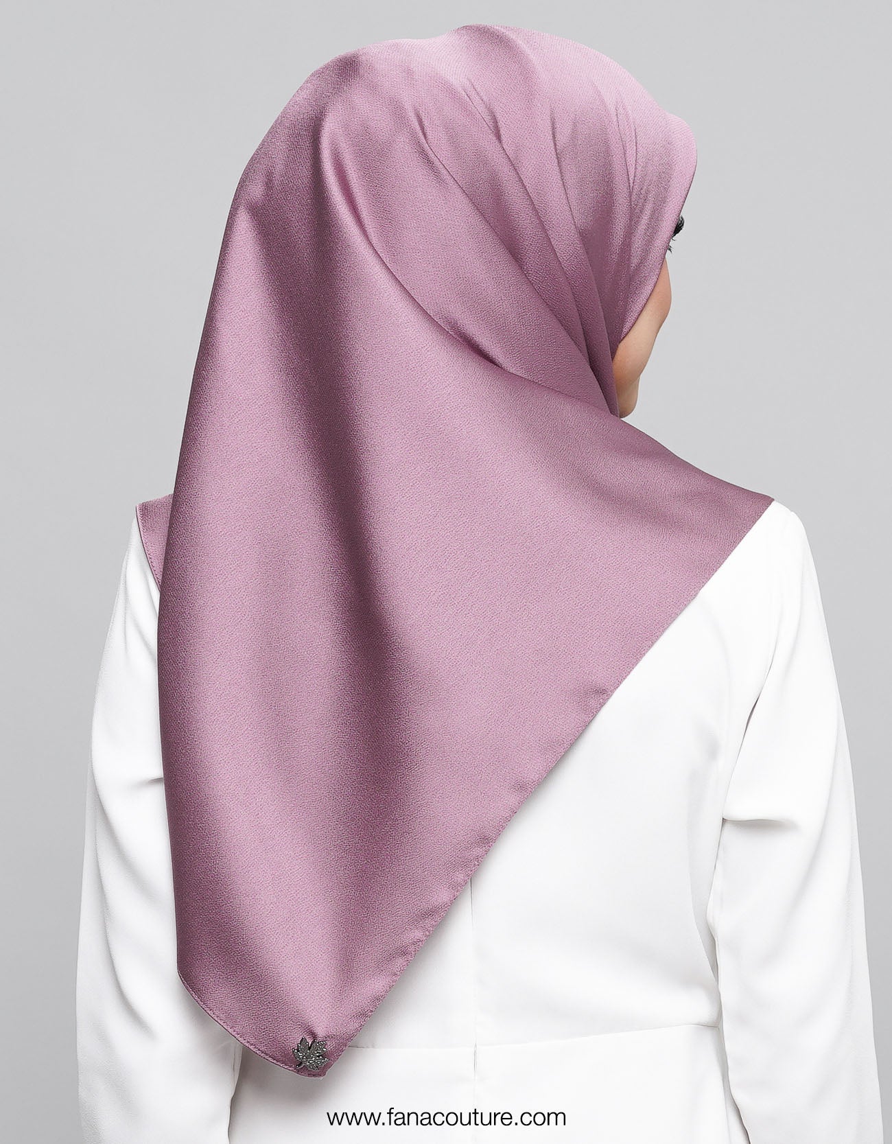 Yuki Bawal Satin - 10 Plum Purple