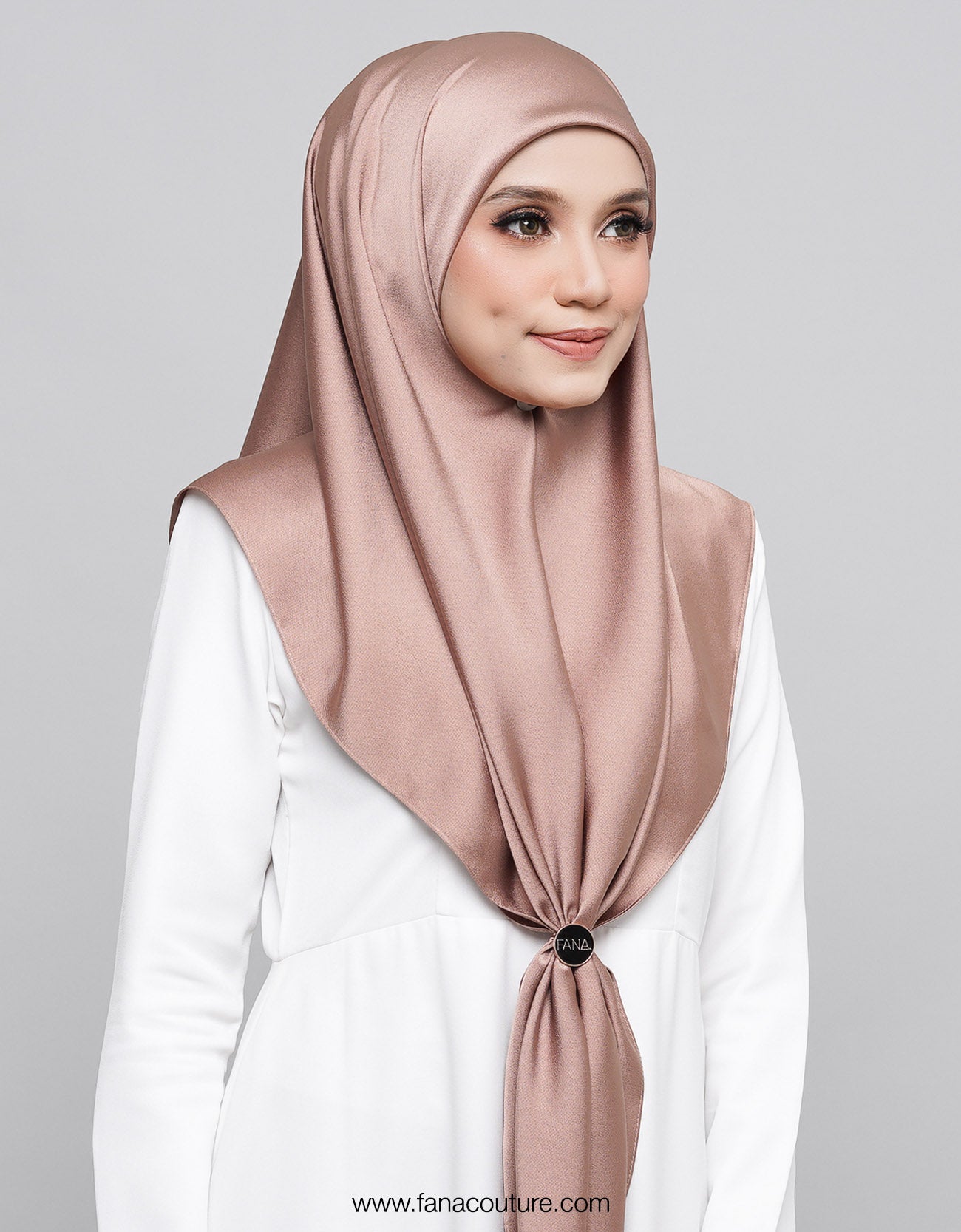 Yuki Bawal Satin - 13 Mocha