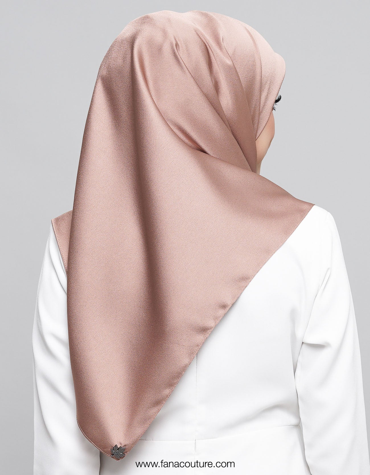 Yuki Bawal Satin - 13 Mocha