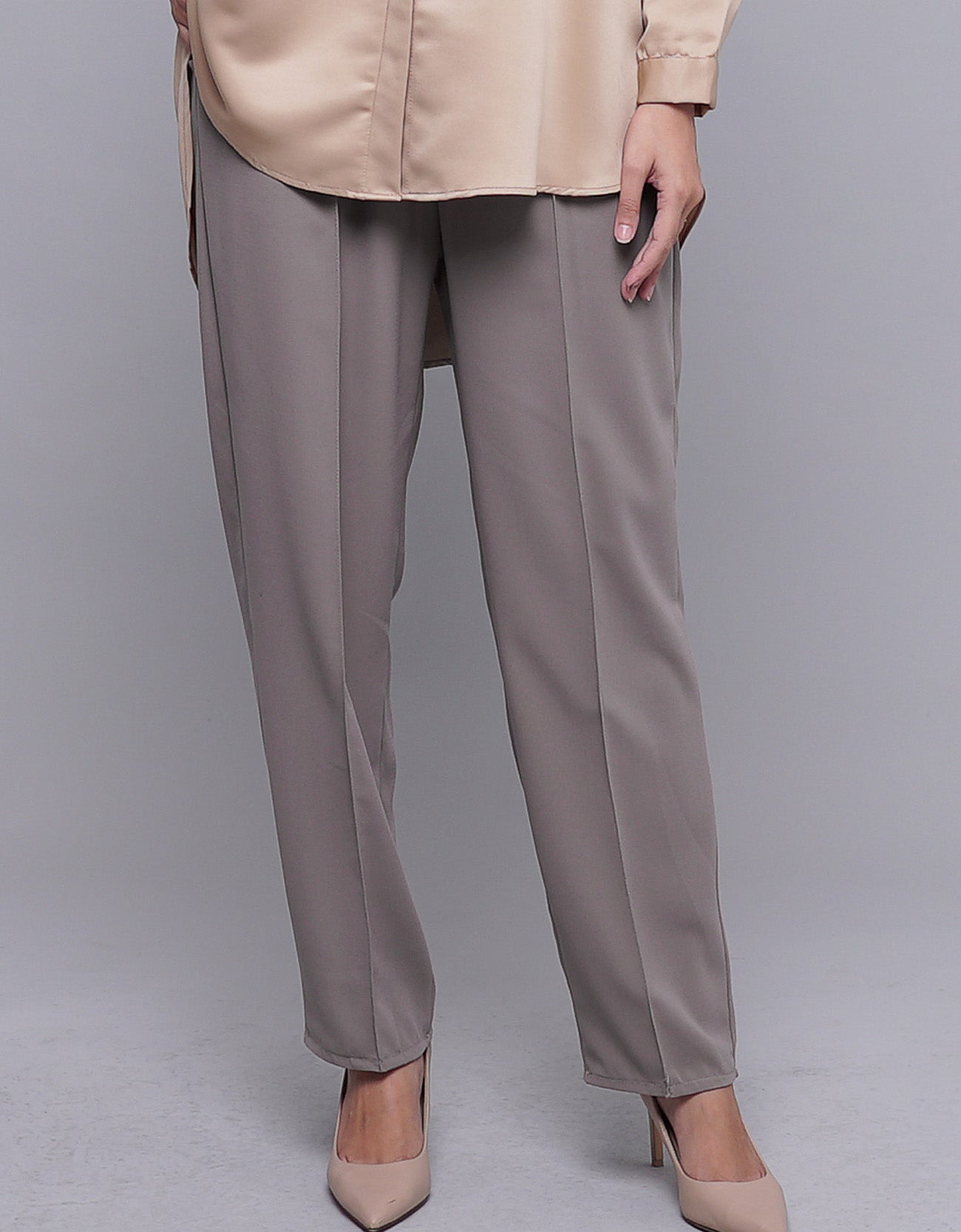 Fiska Pants High Waisted Tapered Pants