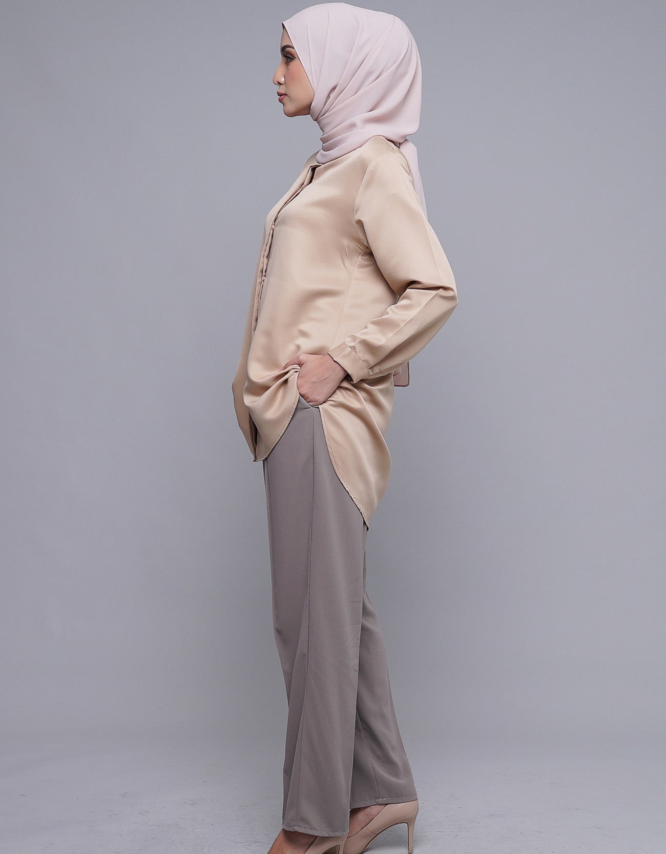 Fiska Pants High Waisted Tapered Pants