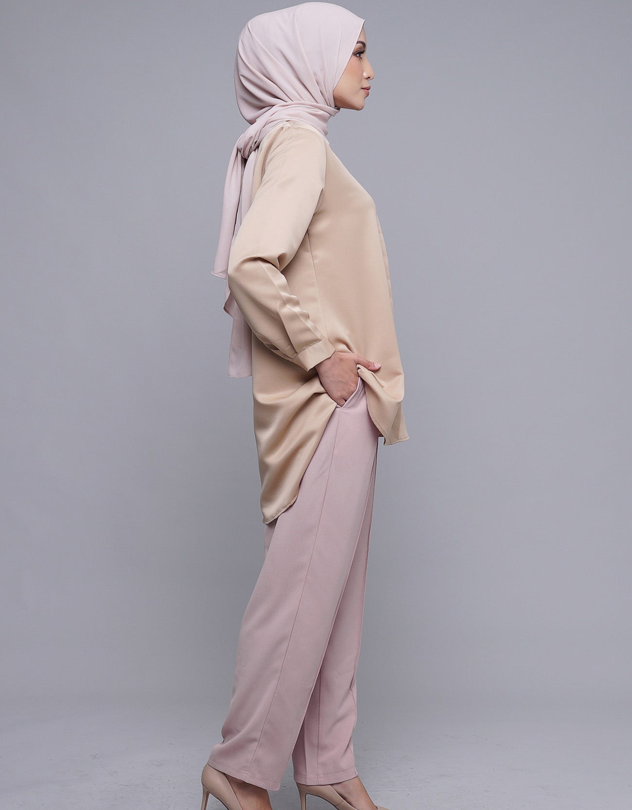 Fiska Pants High Waisted Tapered Pants