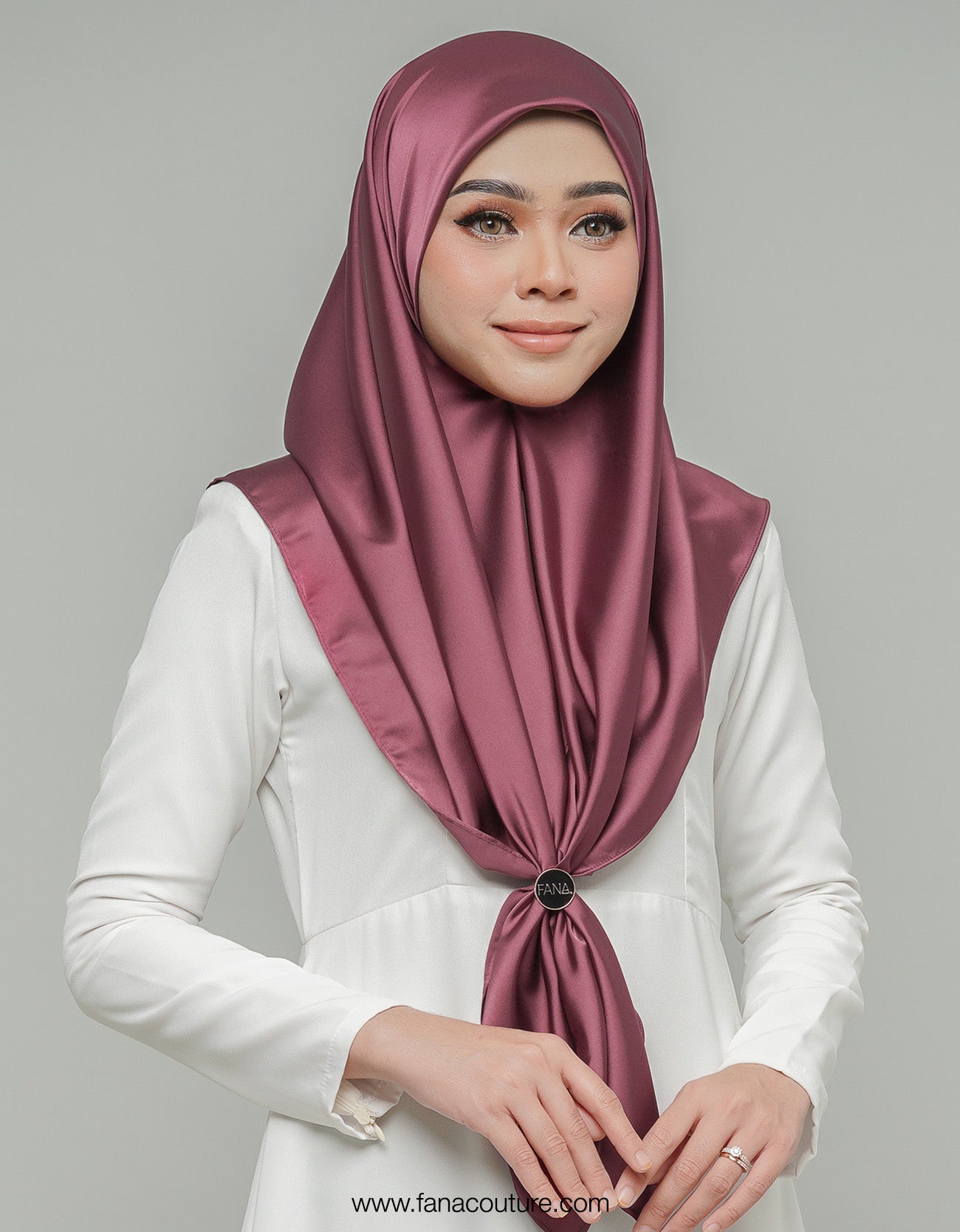 Haayu Bawal Satin - 13 Currant