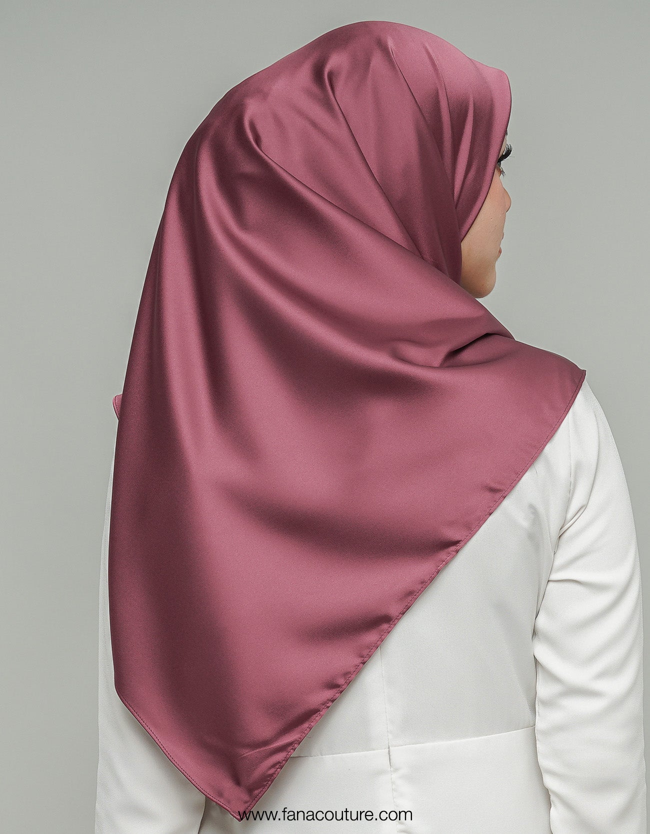 Haayu Bawal Satin - 13 Currant