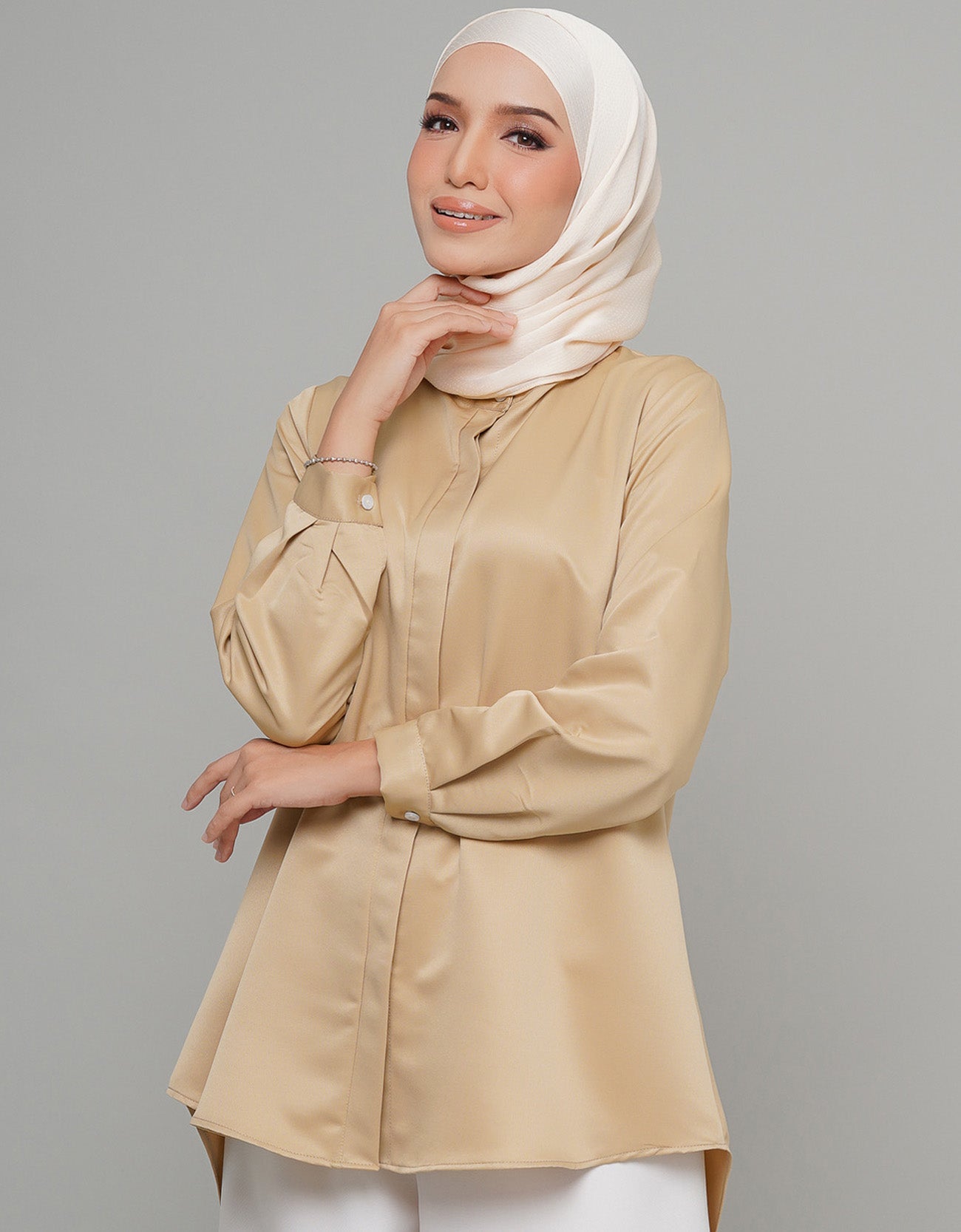 Kelly Blouse High Quality Satin