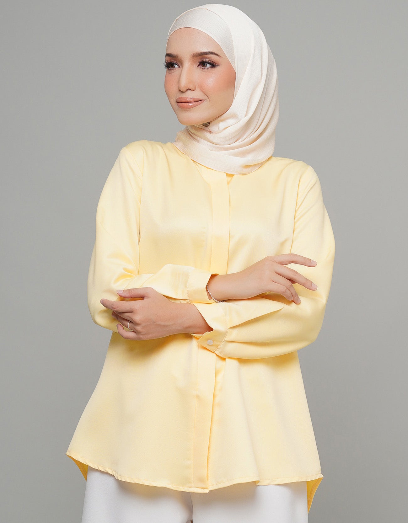 Kelly Blouse High Quality Satin