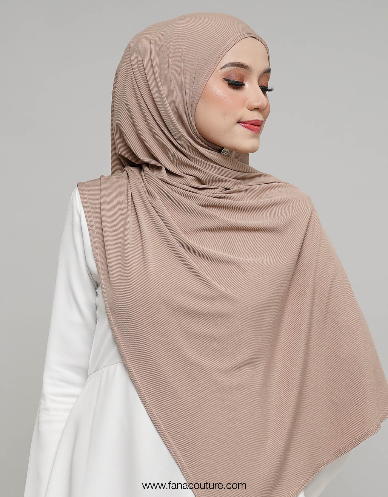 Lisa Shawl Plain - 10 Tan