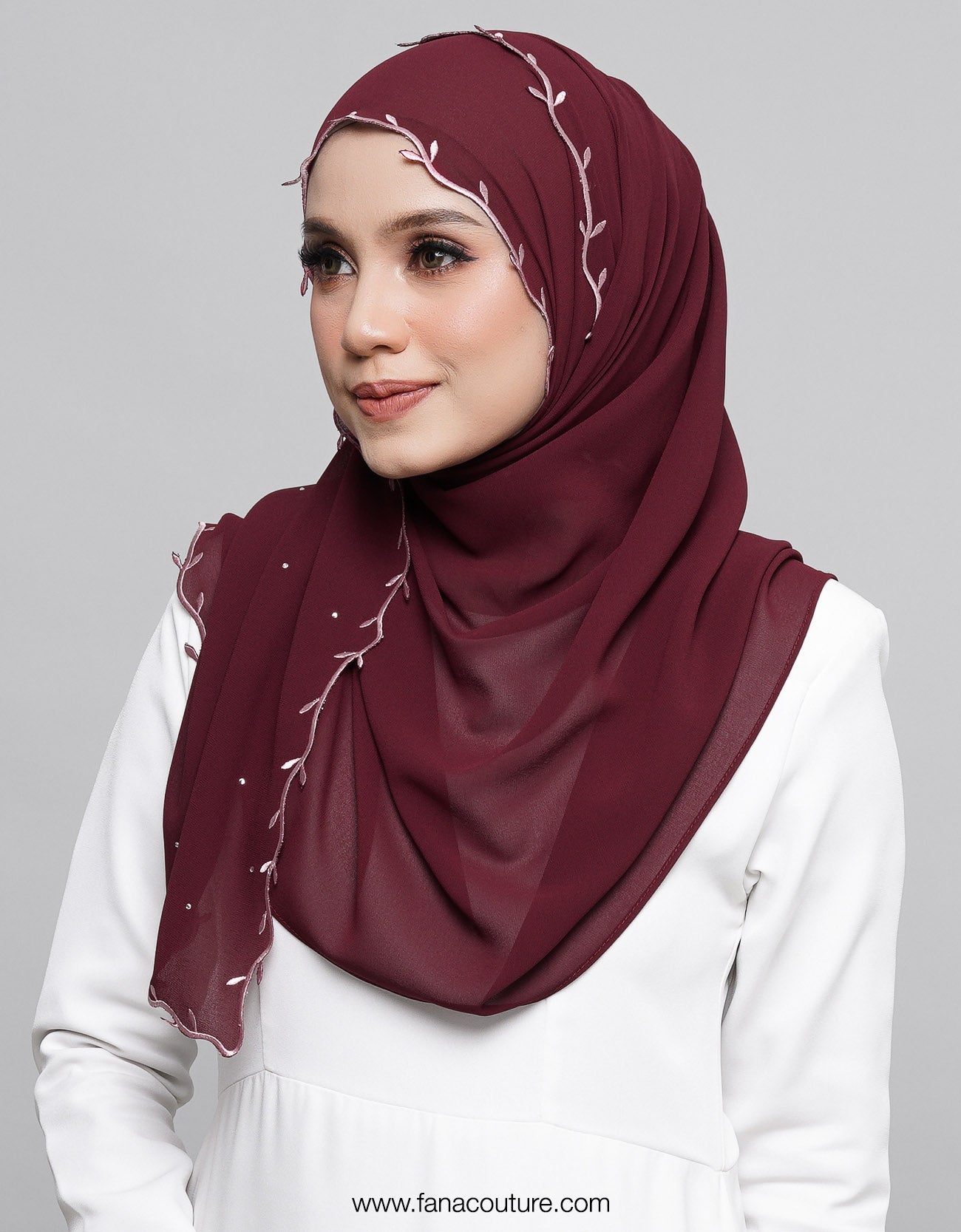 Nuha Shawl Sulam - 10 Burgundy