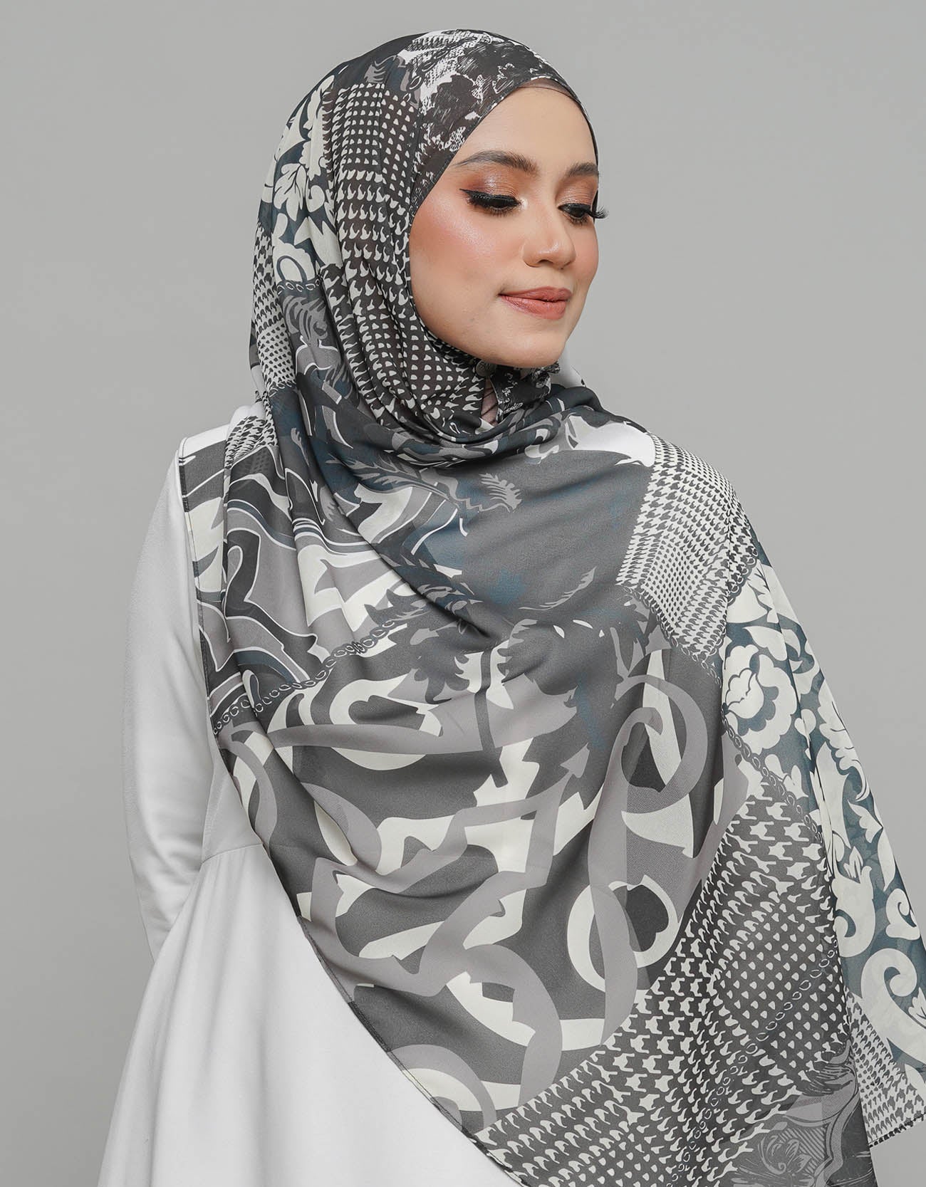 Sofea Long Shawl - 17 Botanic Chic