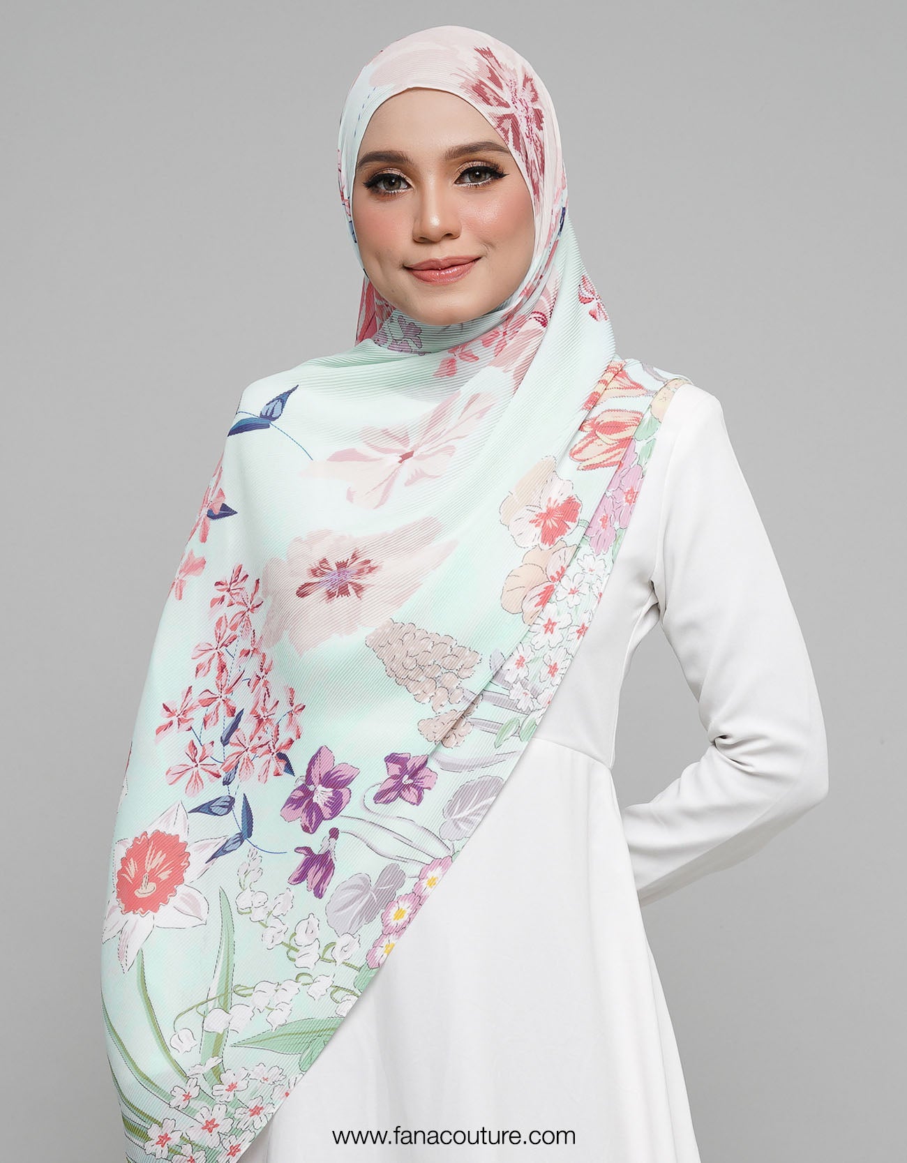 Dayang Pleated Shawl - 01 Ohoka