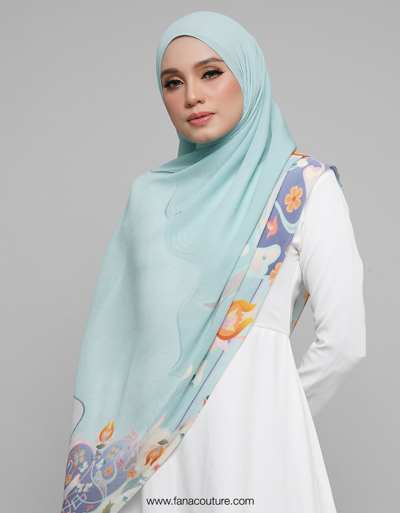 Dayang Pleated Shawl - 10 Glasier