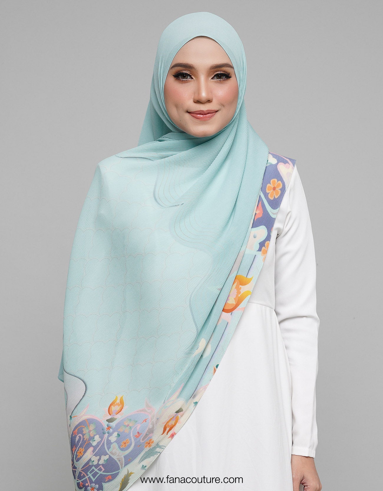 Dayang Pleated Shawl - 10 Glasier