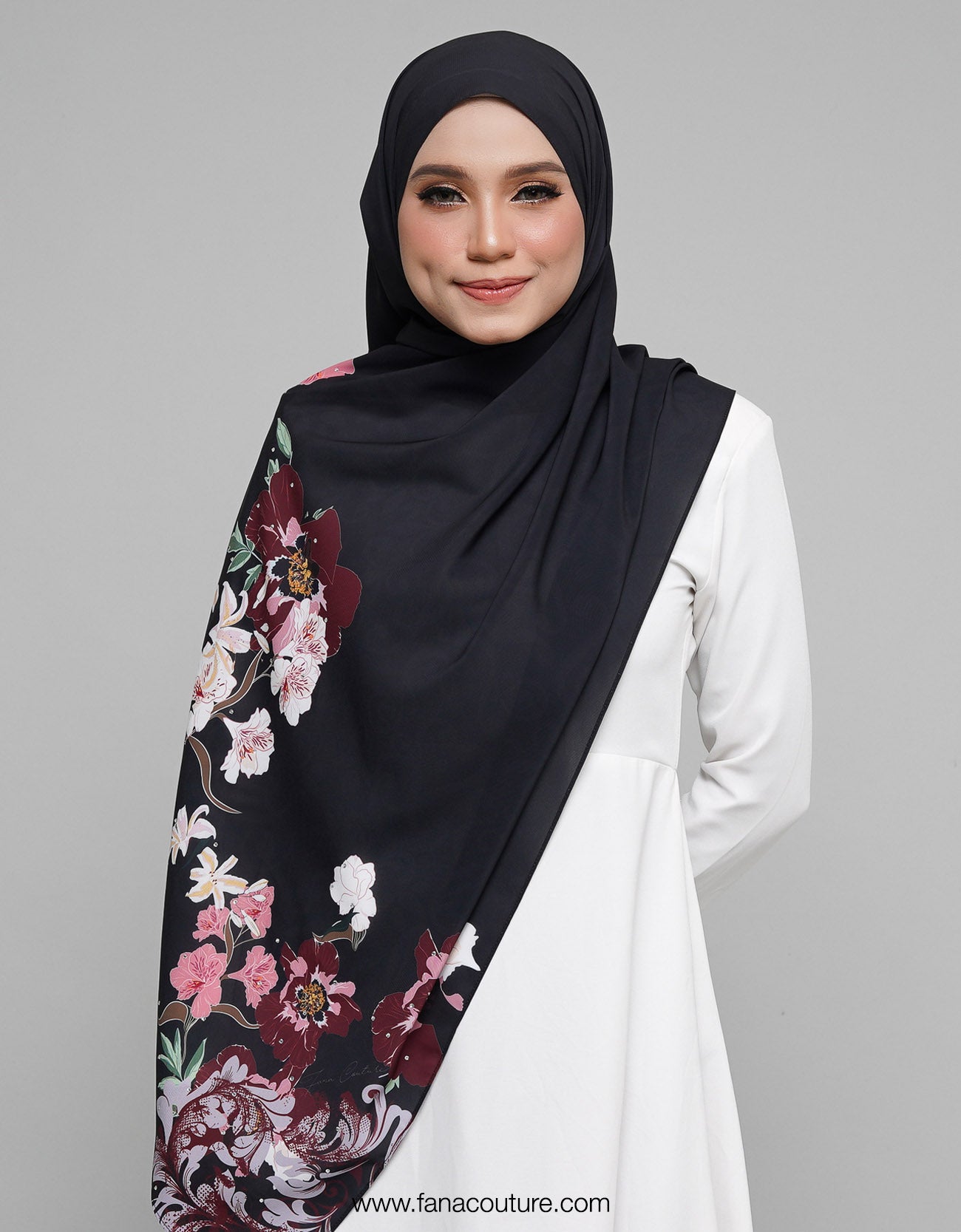 Ratu Shawl Premium - 08 Dianthus