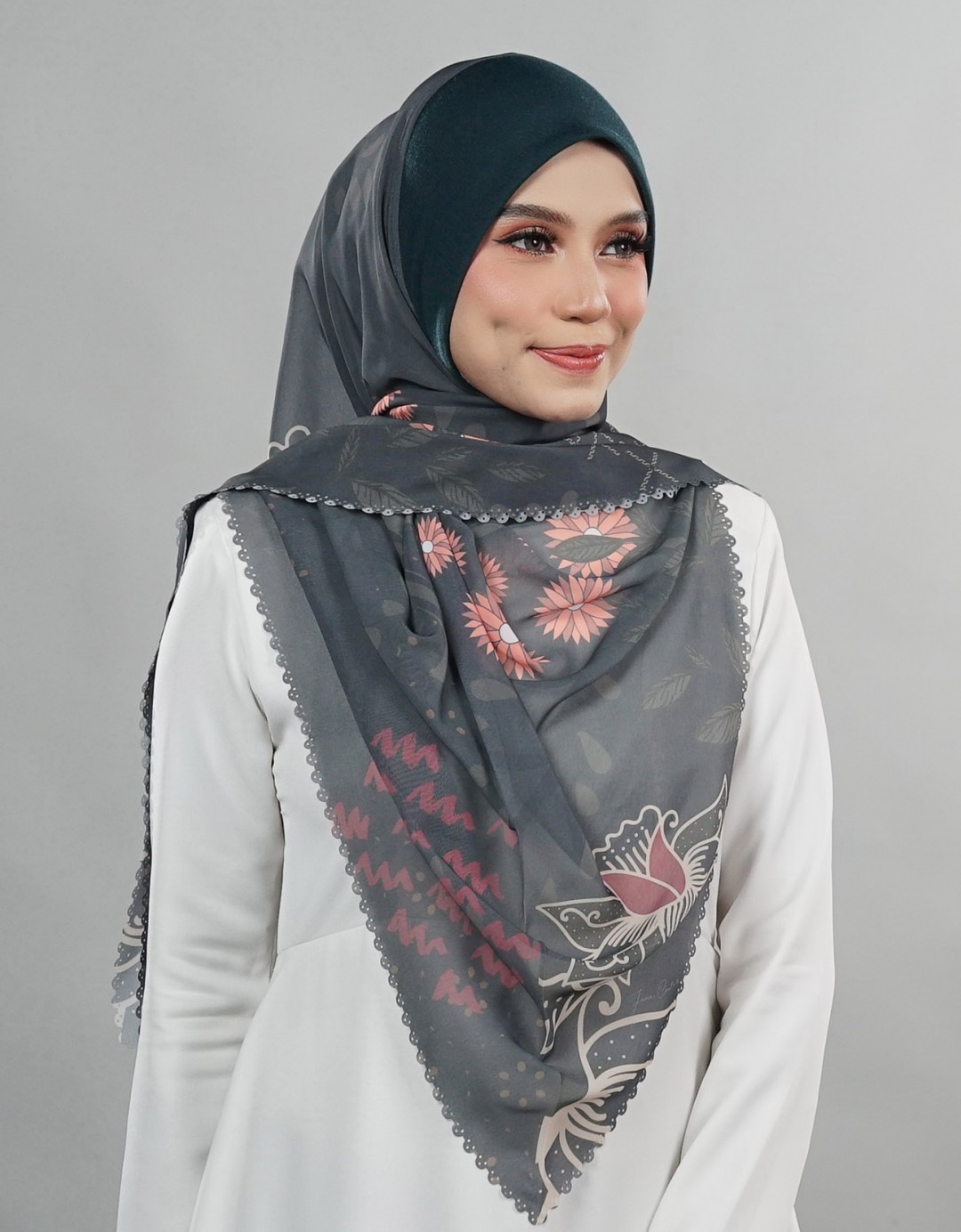 Ivy Bawal Express - 05 Patara